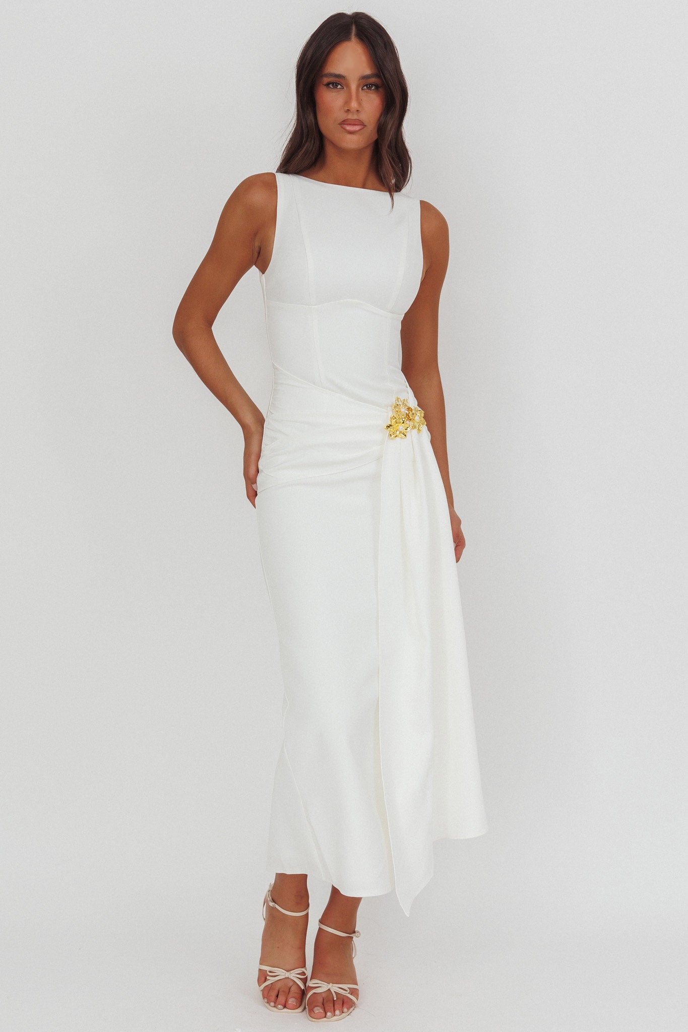 Zimora Gold Buckle Waist Drape Maxi Dress White - L Zimora Gold Buckle Waist Drape Maxi Dress White - L