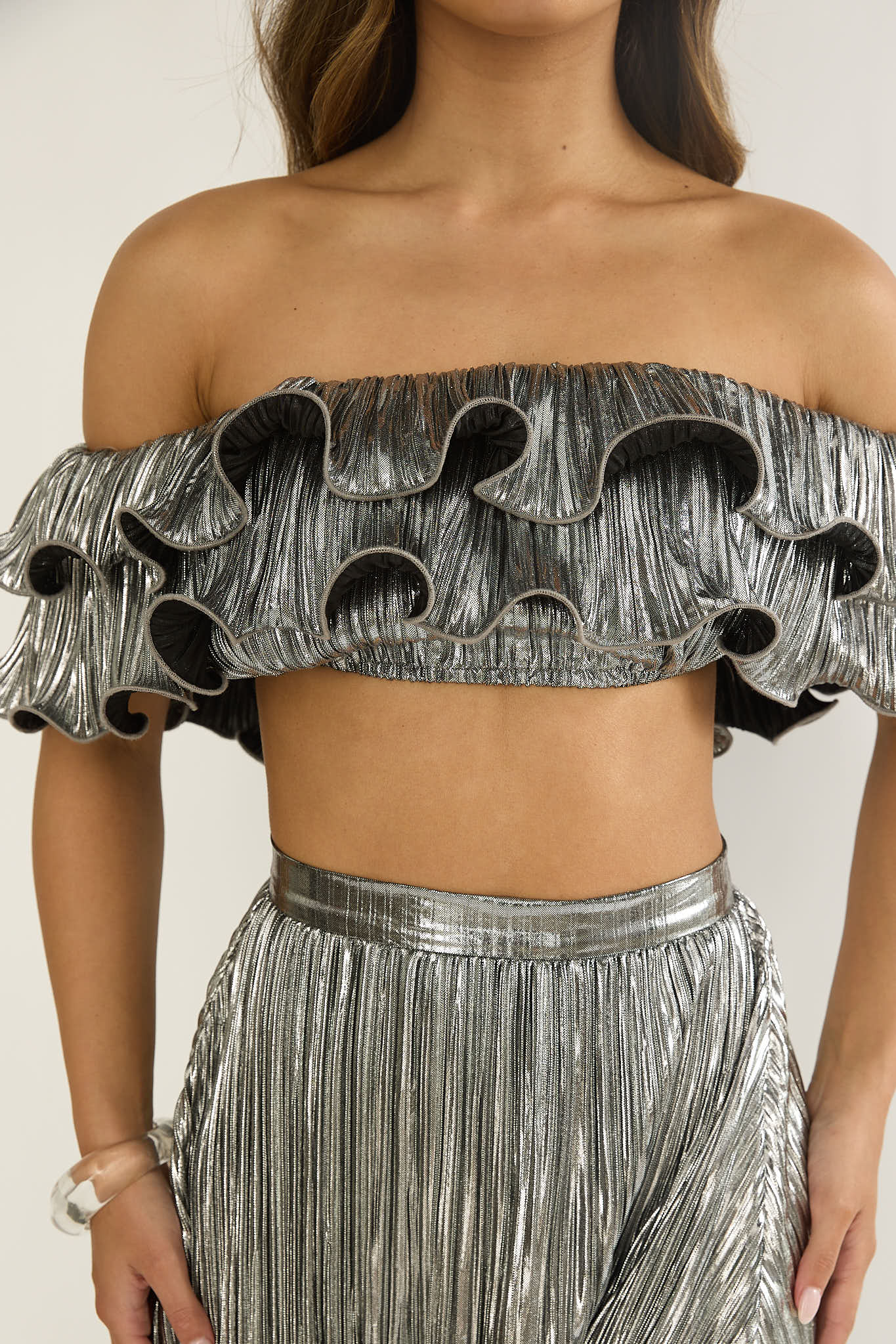 Amaria Off-Shoulder Lettuce Edge Crop Top Silver by Selfie Leslie