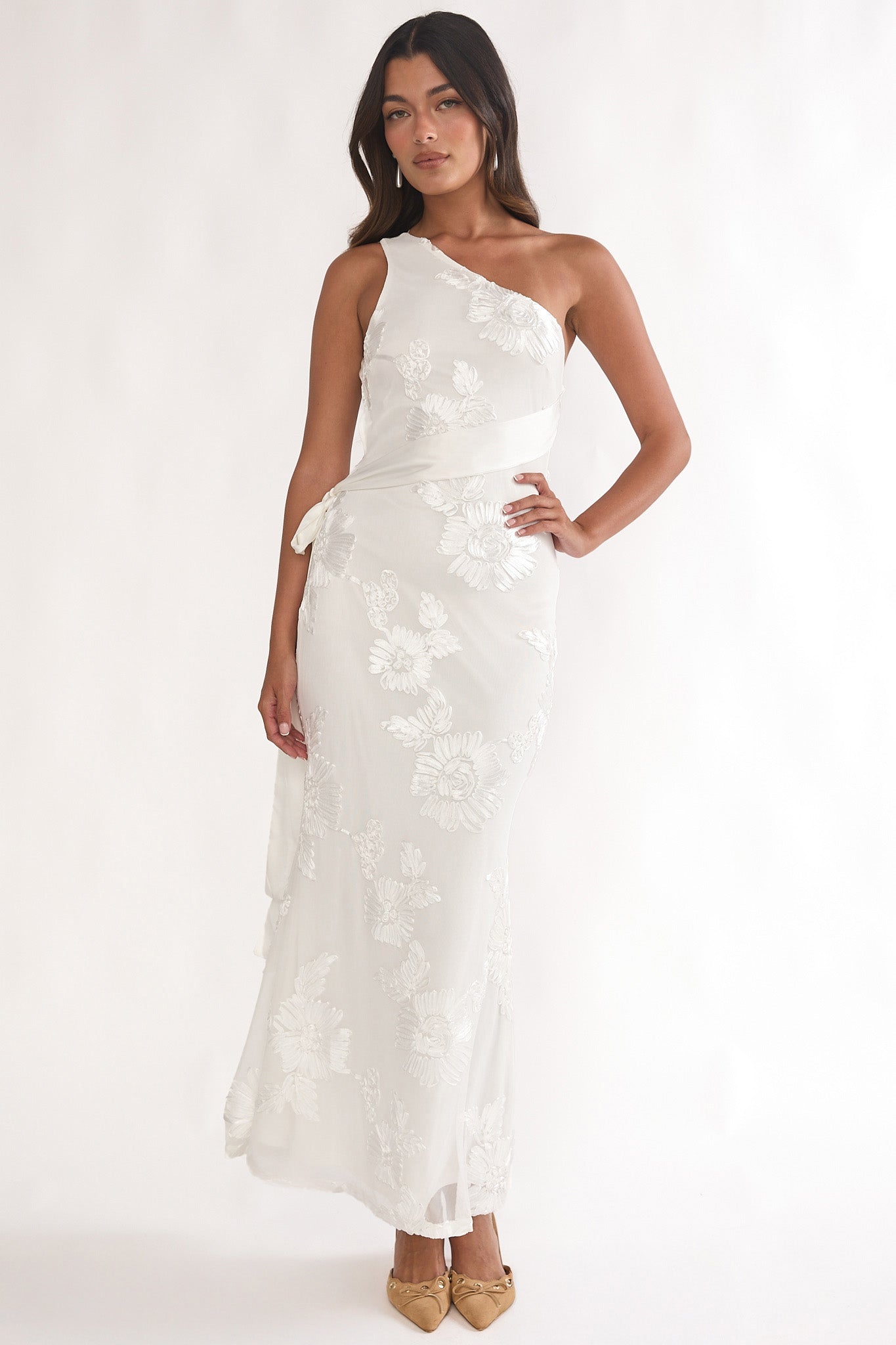 sheike white one shoulder dress Kairi One-Shoulder Sash Maxi a line cocktail dress Spin and twirl 35 Summer Birthday Outfits Pack Size:10 fl. oz. Bottle