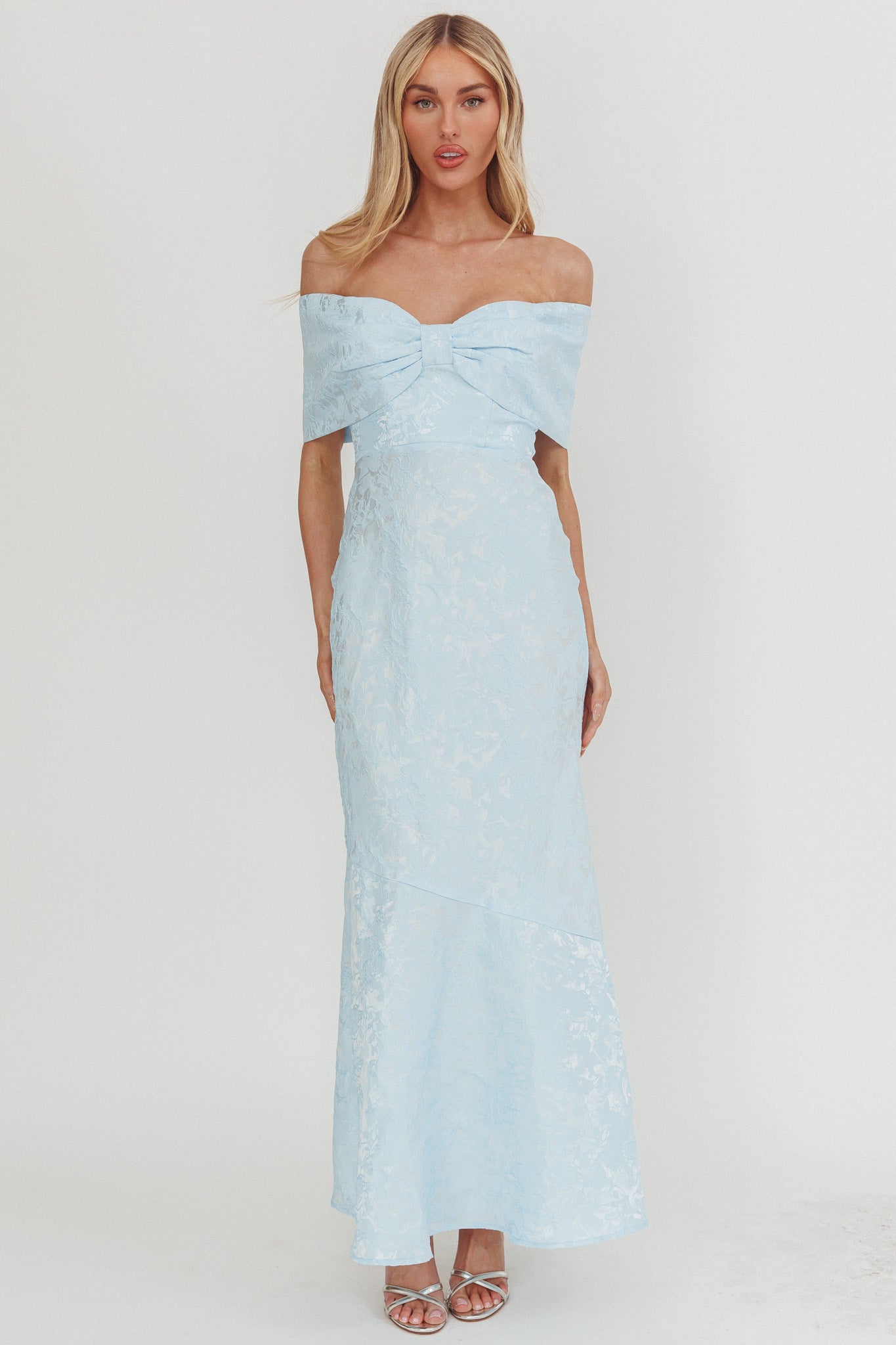 Fairytales Off-Shoulder Jacquard Maxi Dress Blue | Selfie Leslie
