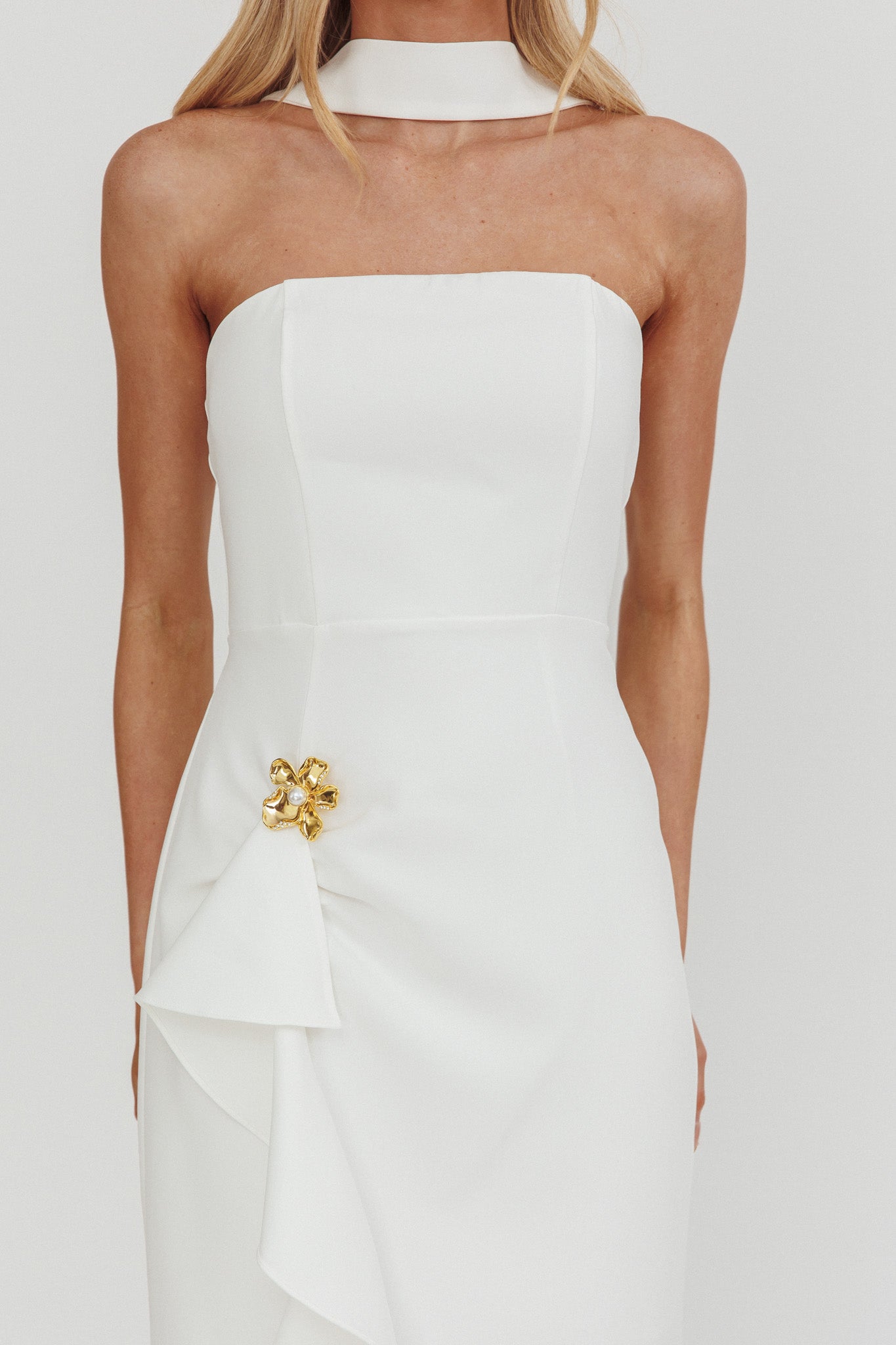 Selora Strapless Ruffle Maxi Dress White | Selfie Leslie