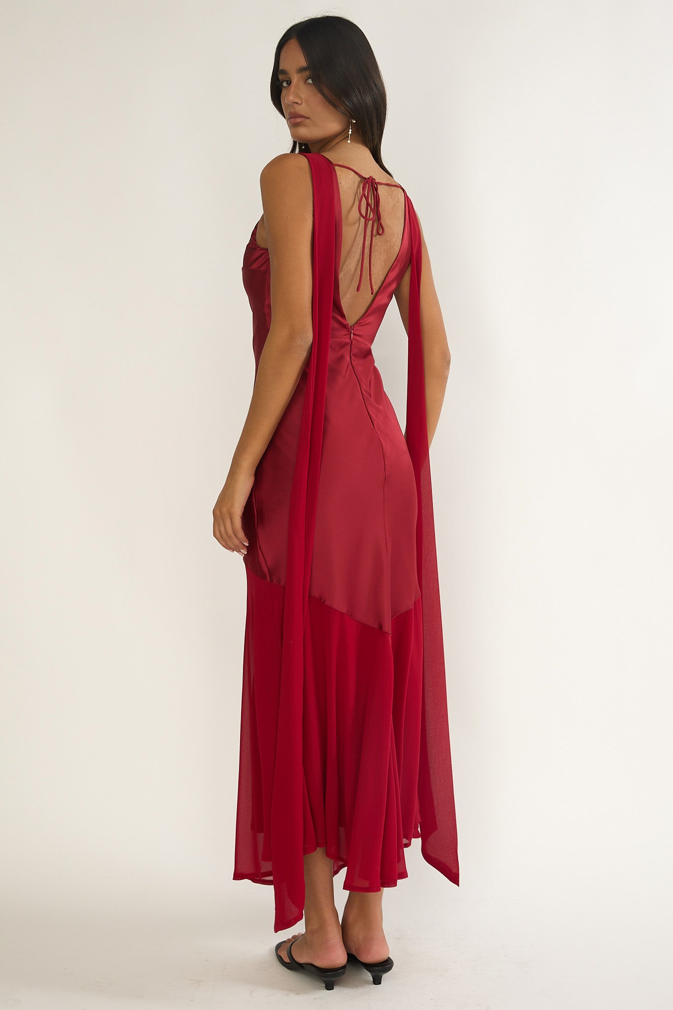 Veyla Shoulder Sash Maxi Dress Wine - M Veyla Shoulder Sash Maxi Dress Wine - M