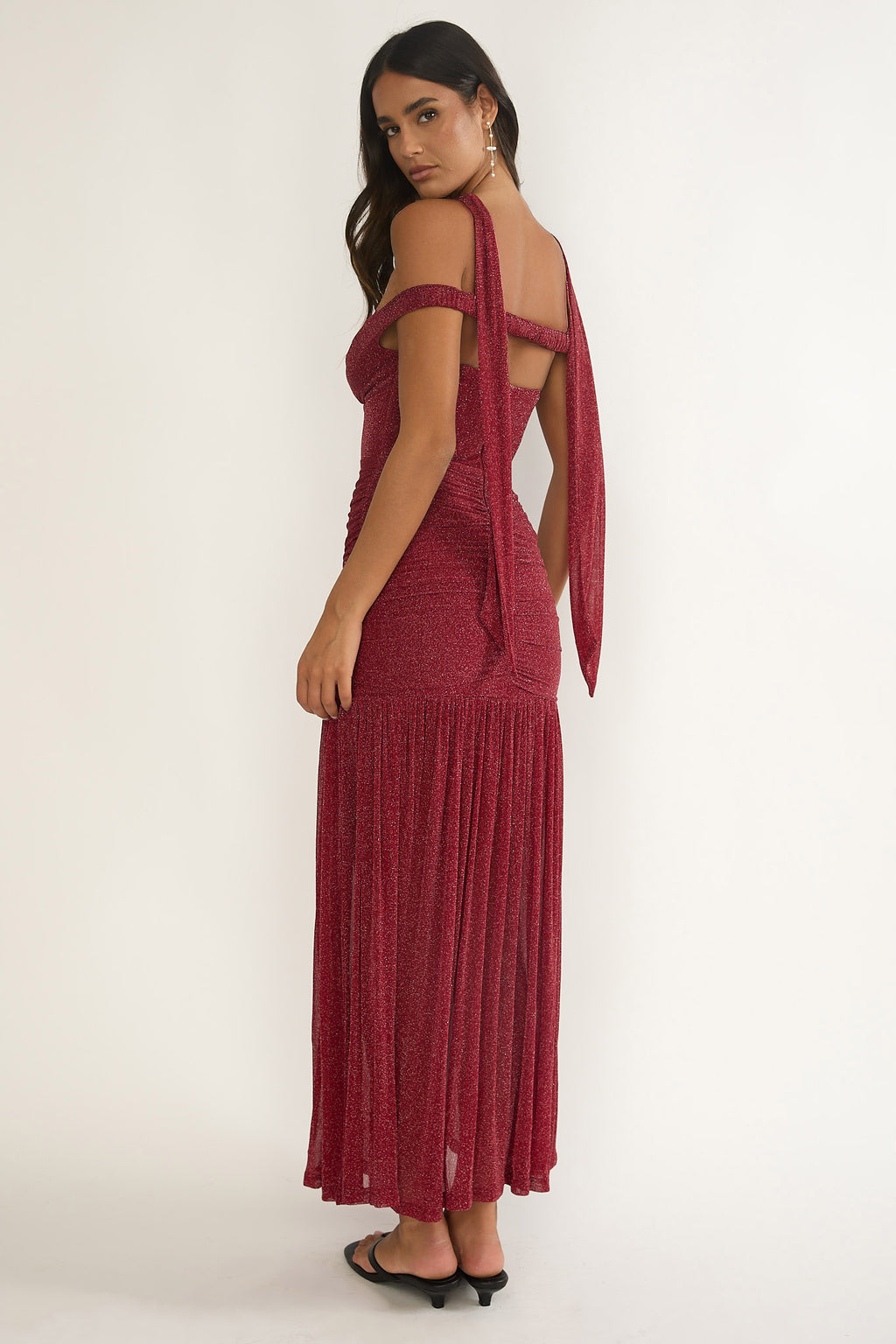 Delora Off-Shoulder Scarf Maxi Dress Red - M Delora Off-Shoulder Scarf Maxi Dress Red - M