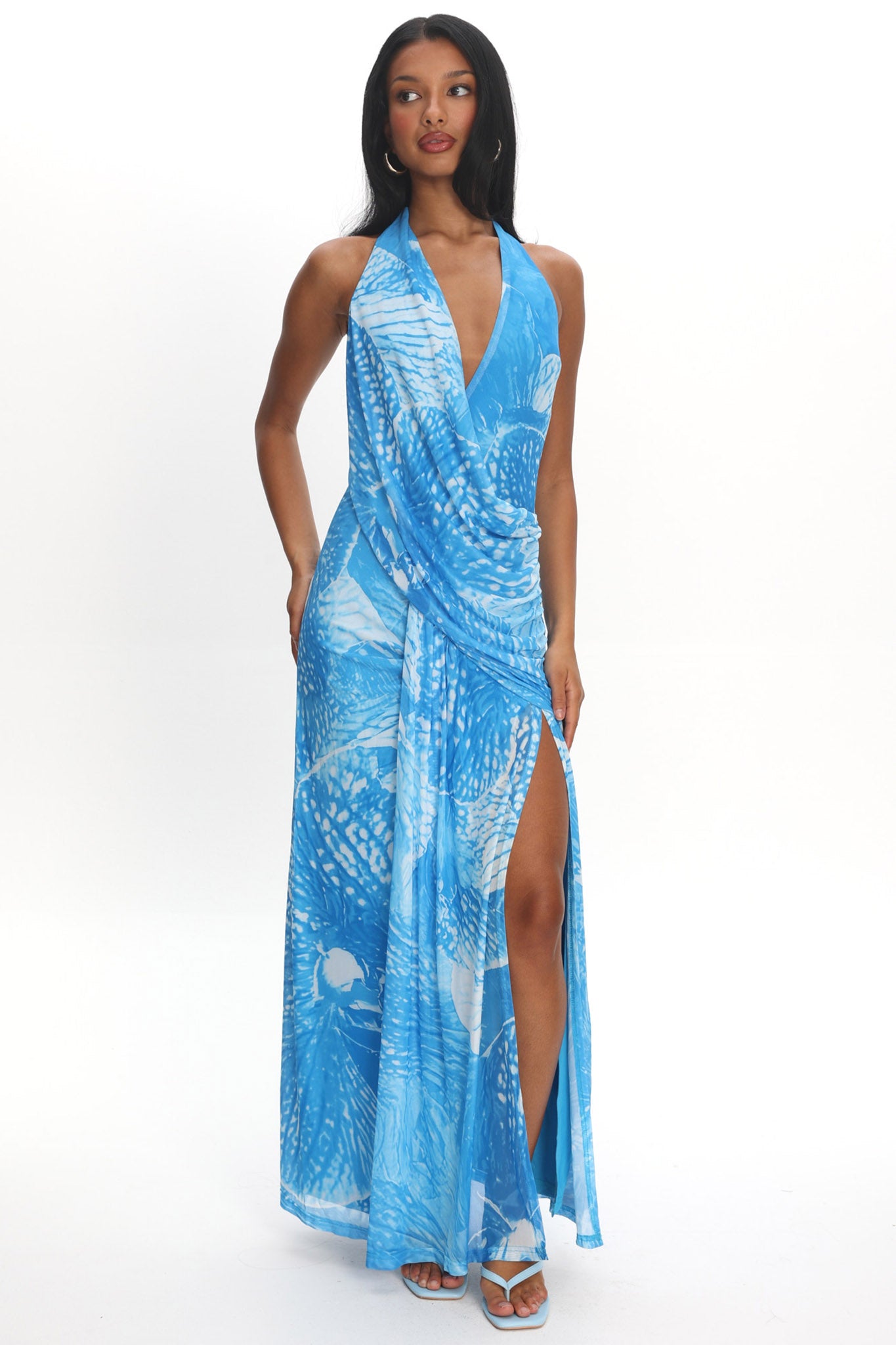 Palomino Plunging Halter Maxi Dress Print Blue Selfie Leslie Palomino Plunging Halter Maxi Dress Print Blue Selfie Leslie