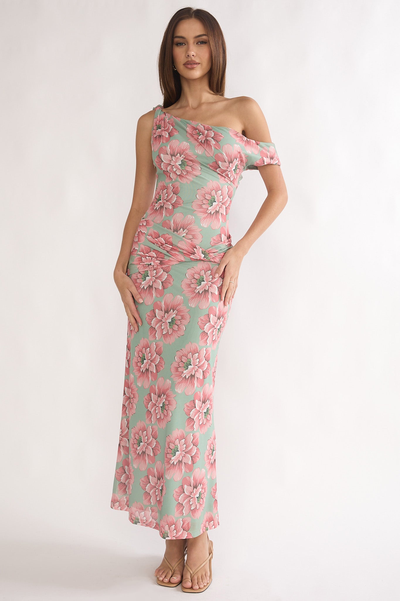 Harla Asymmetric Neckline Maxi Dress Floral - L Harla Asymmetric Neckline Maxi Dress Floral - L
