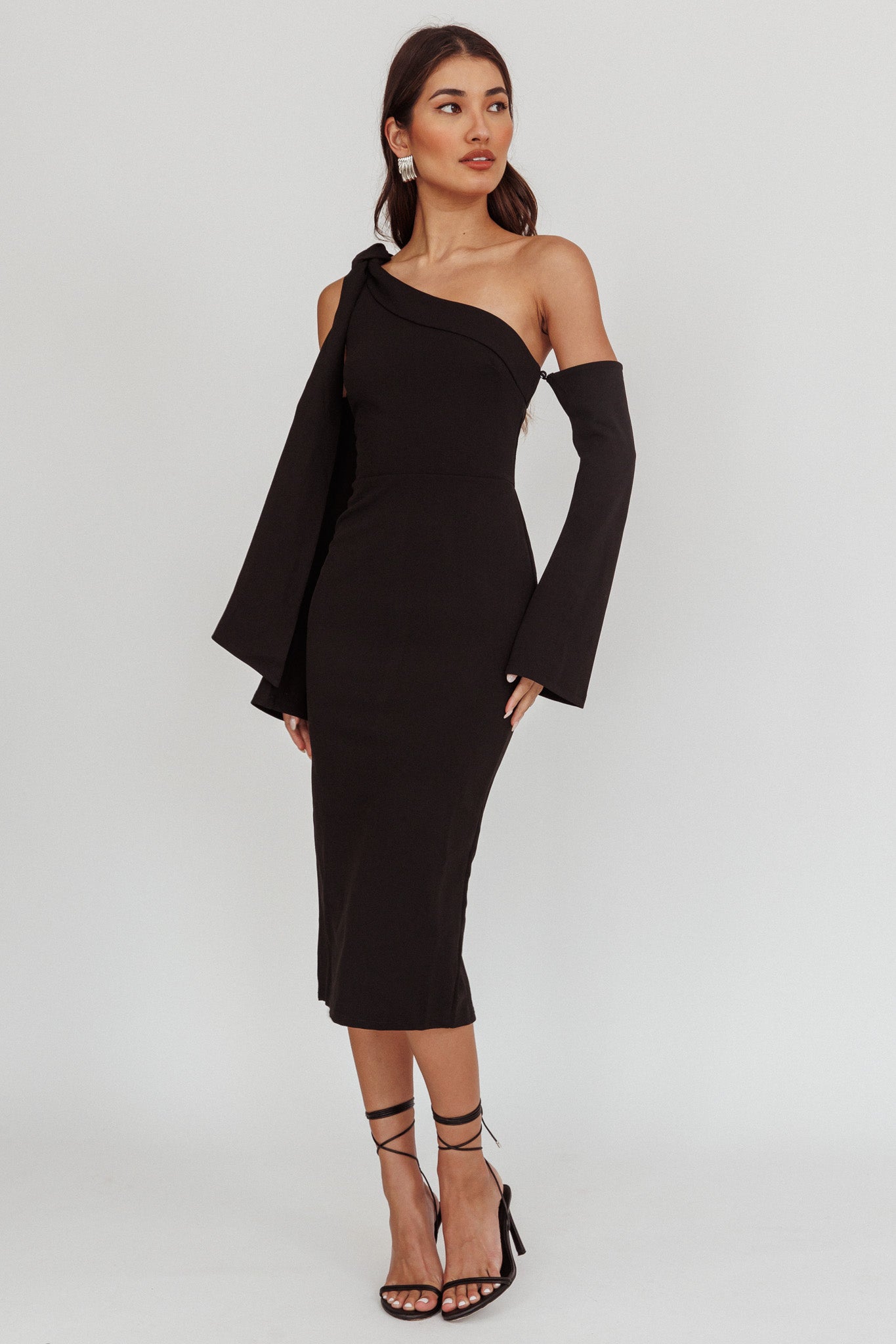Rigel One-Shoulder Midi Dress Black by Selfie Leslie