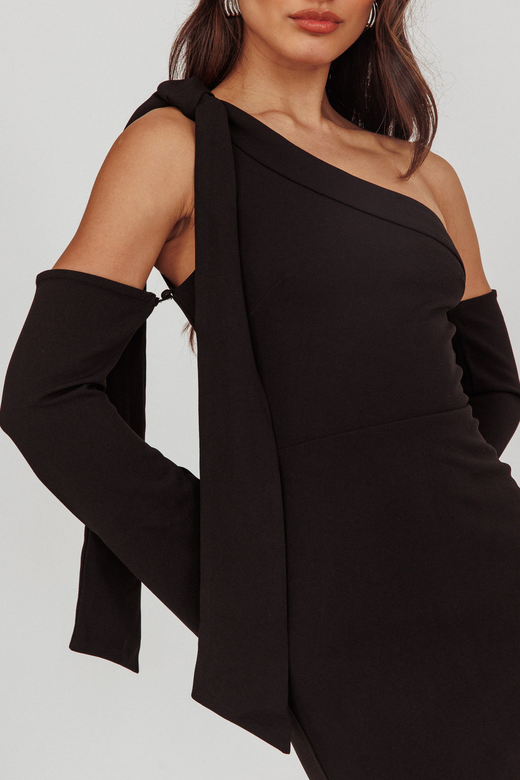 Rigel One-Shoulder Midi Dress Black by Selfie Leslie
