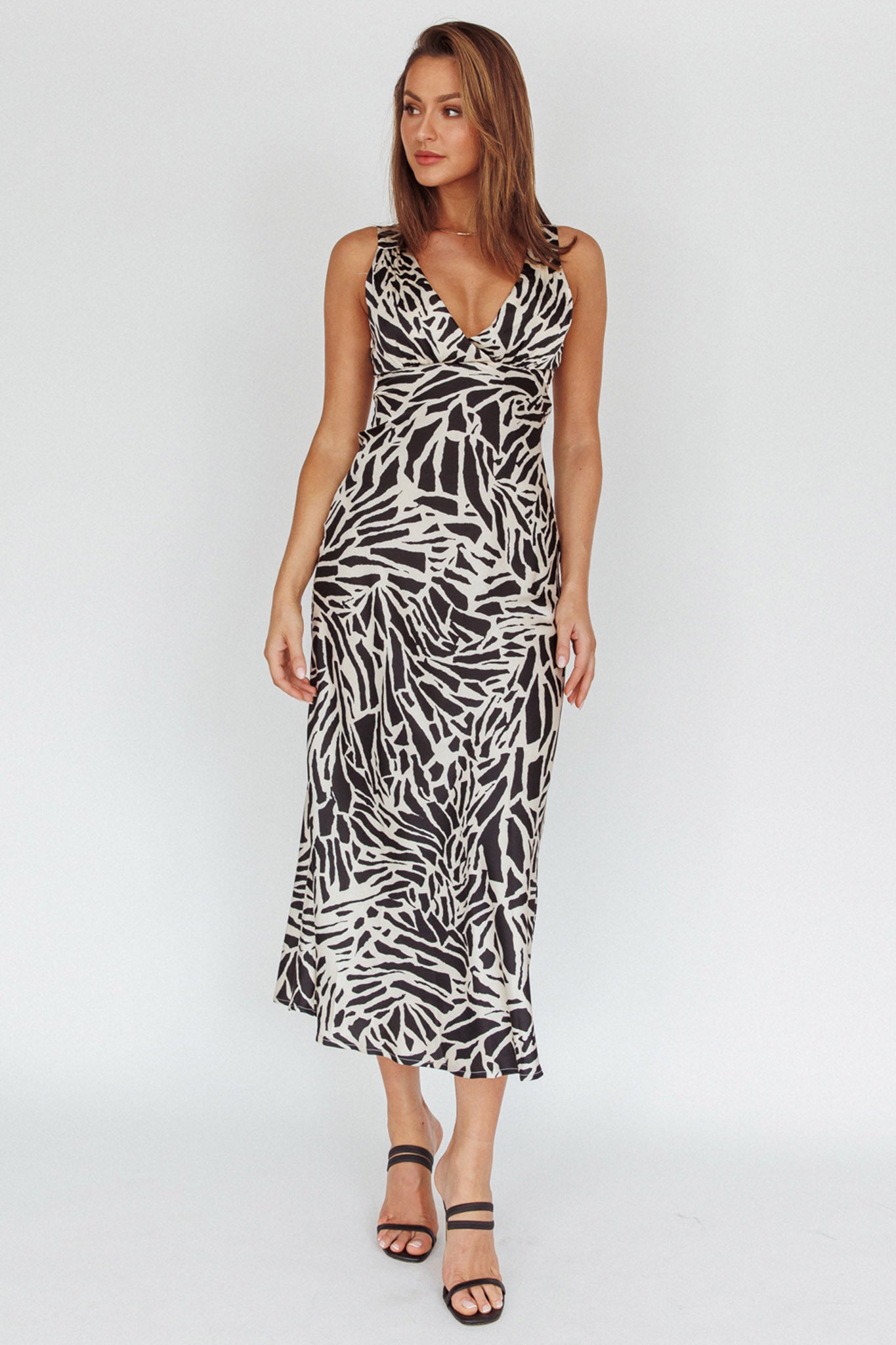 Turin V-Neckline Print Midi Dress Black by Selfie Leslie