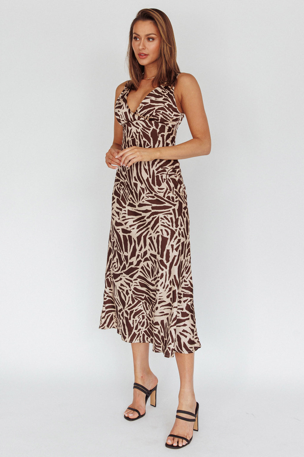 Turin V-Neckline Print Midi Dress Chocolate by Selfie Leslie