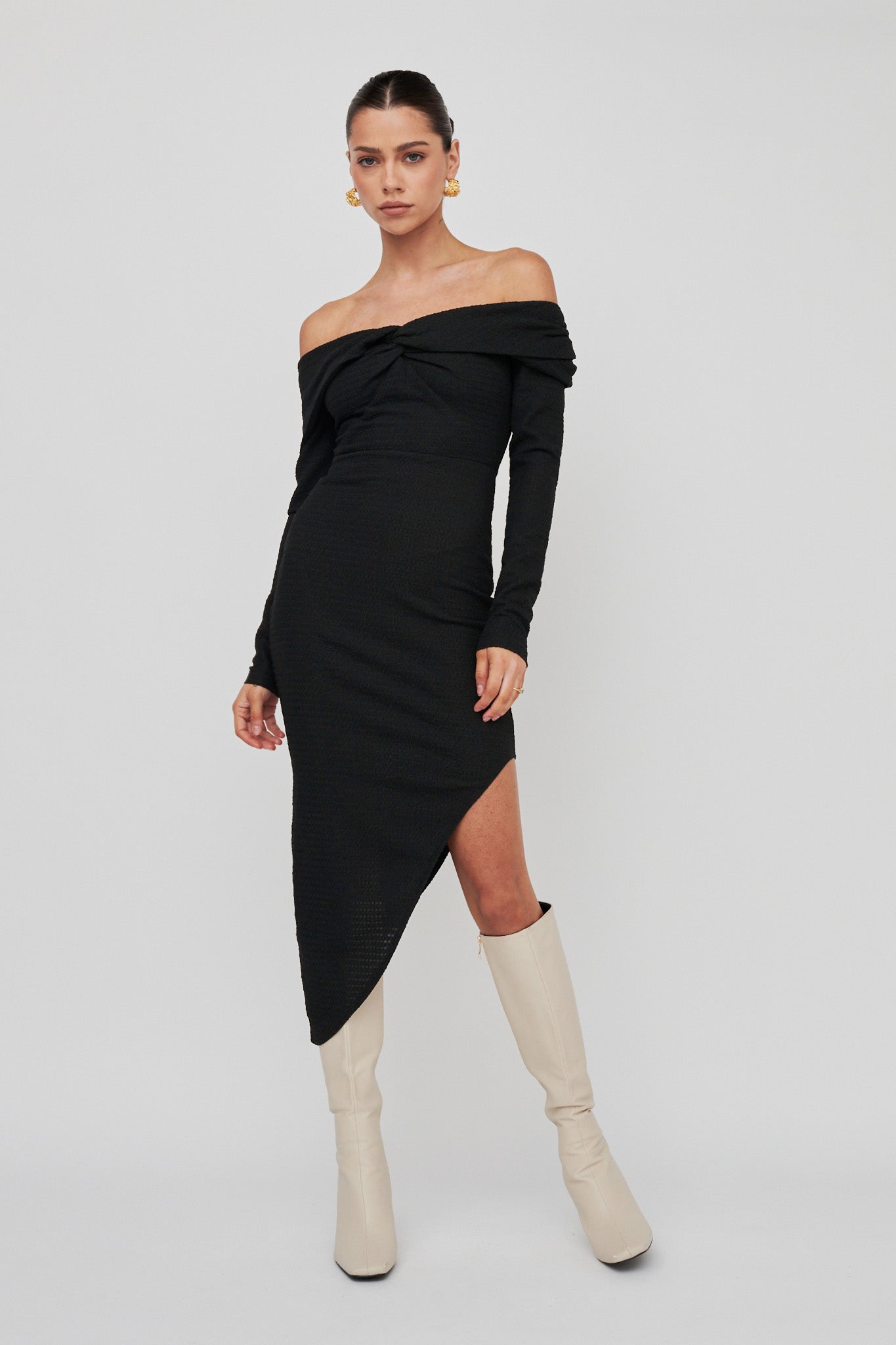 Annalora One-Shoulder Long Sleeve Midi Dress Black by Selfie Leslie