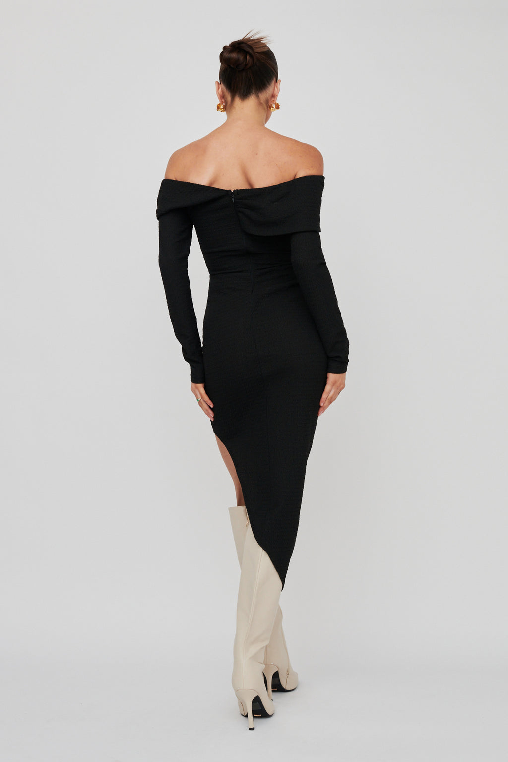 Annalora One-Shoulder Long Sleeve Midi Dress Black by Selfie Leslie