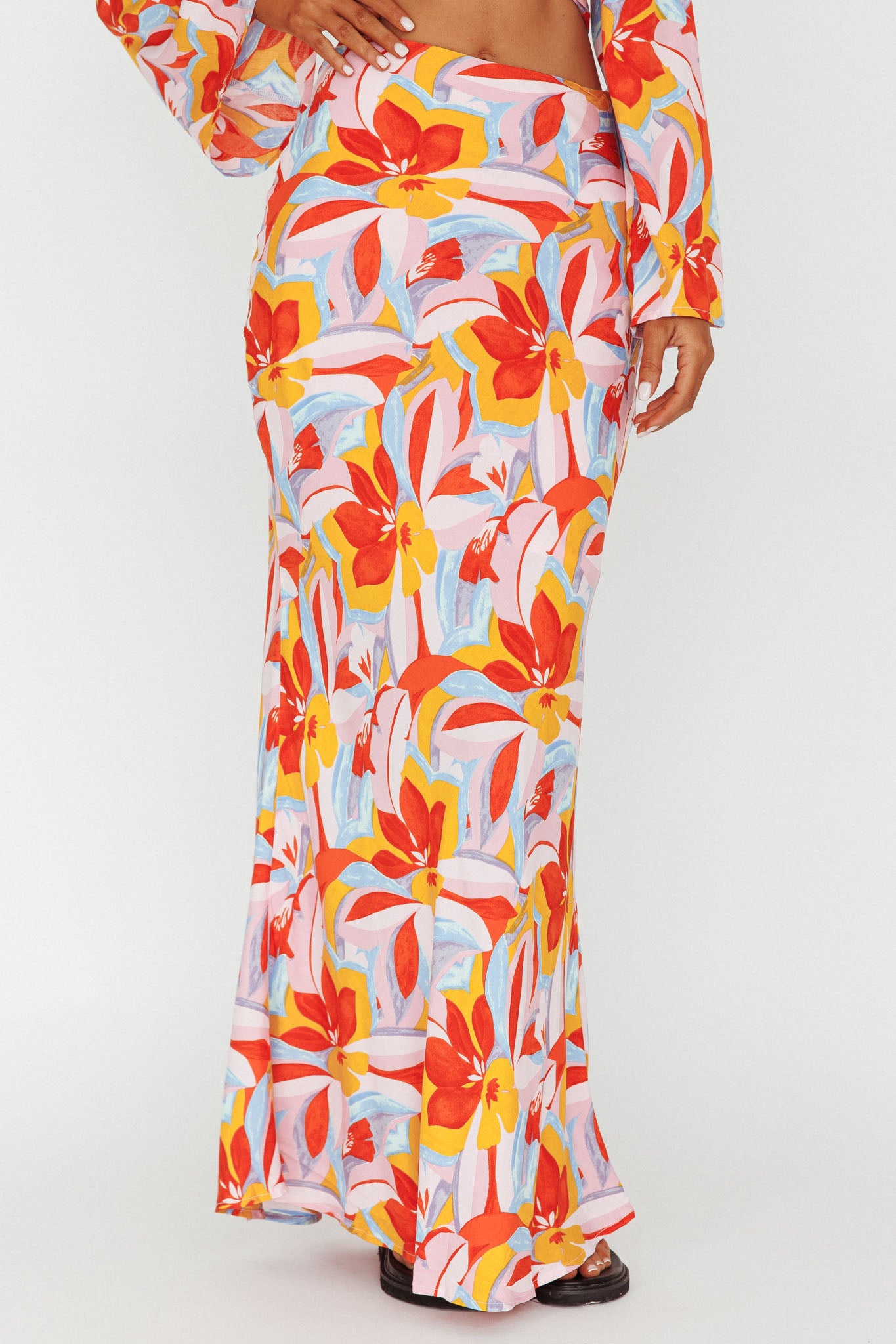 Avalo Mermaid Maxi Skirt Floral Pink by Selfie Leslie