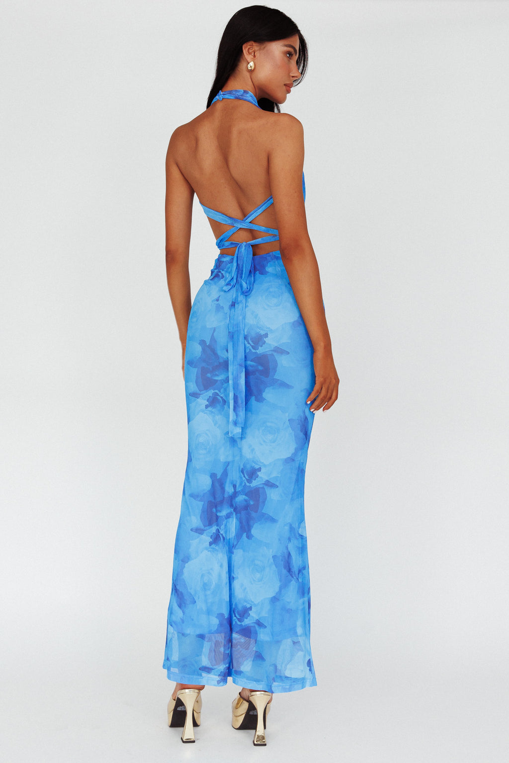 Janika Halterneck Maxi Dress Floral Blue by Selfie Leslie
