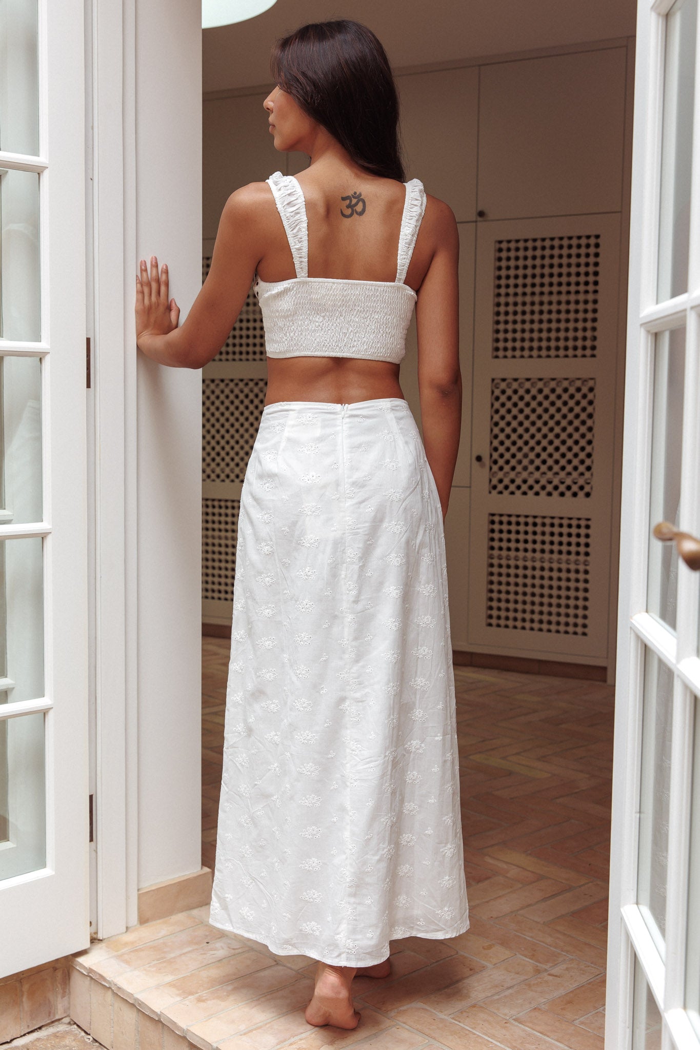 Helga Eyelet Embroidery Bow Maxi Skirt White | Selfie Leslie