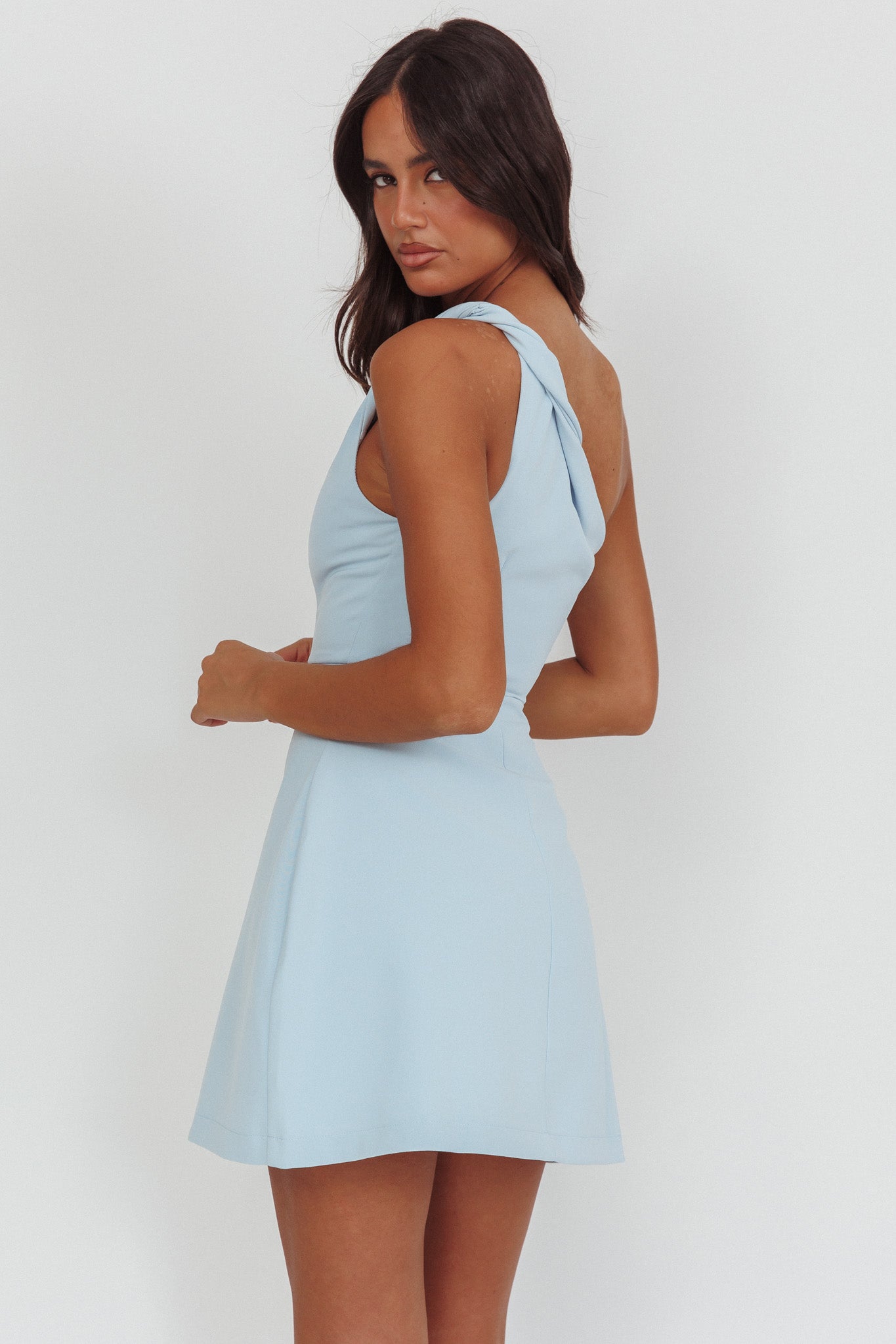 Lingering Love One-Shoulder Twist Mini Dress Blue - L Lingering Love One-Shoulder Twist Mini Dress Blue - L