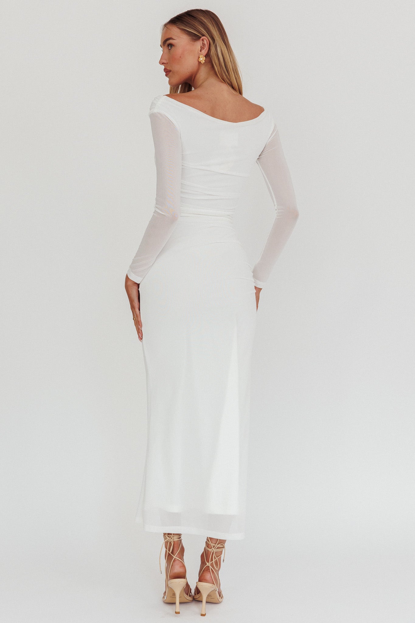 lillianne off shoulder midi dress white White Off Bodycon Off The Shoulder Midi Dress Lillianne Off-Shoulder Midi Dress White