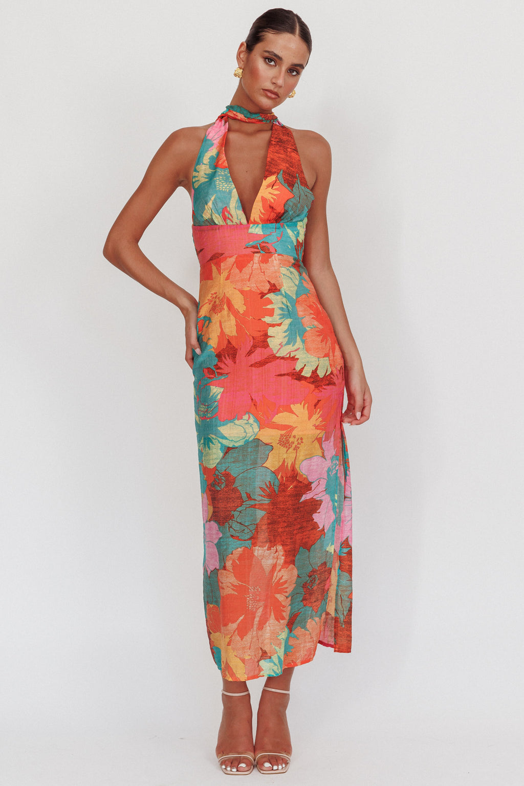 Cipriana Backless Halter Maxi Dress Floral Pink Selfie Leslie Cipriana Backless Halter Maxi Dress Floral Pink Selfie Leslie