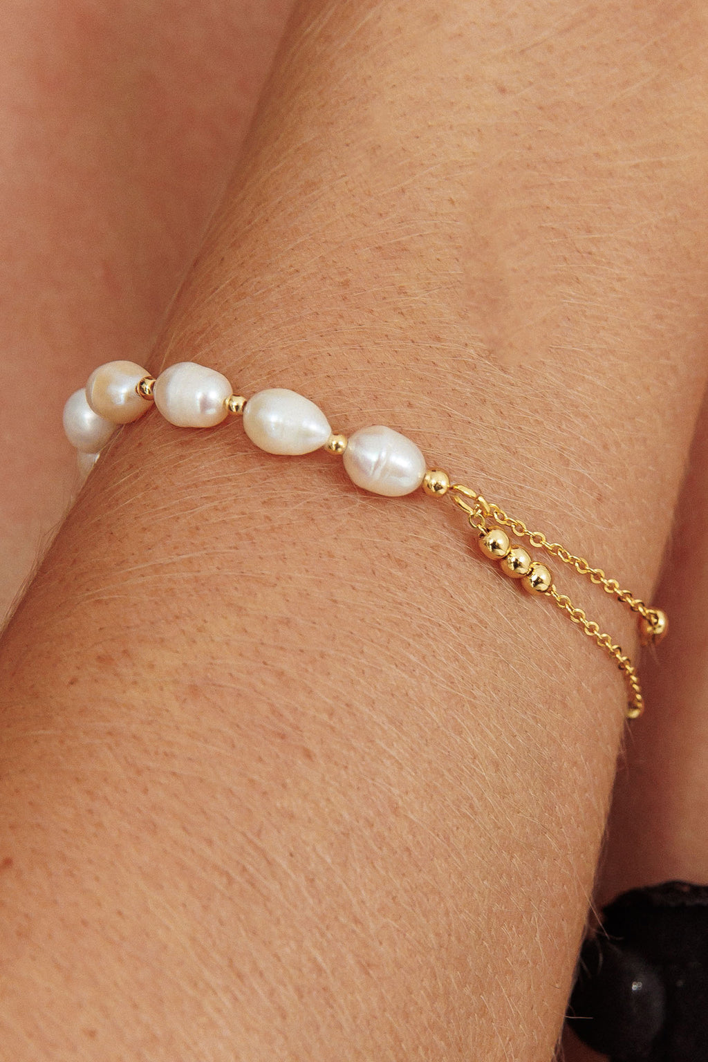 Polaris Freshwater Pearl Double Chain Bracelet Gold by Selfie Leslie