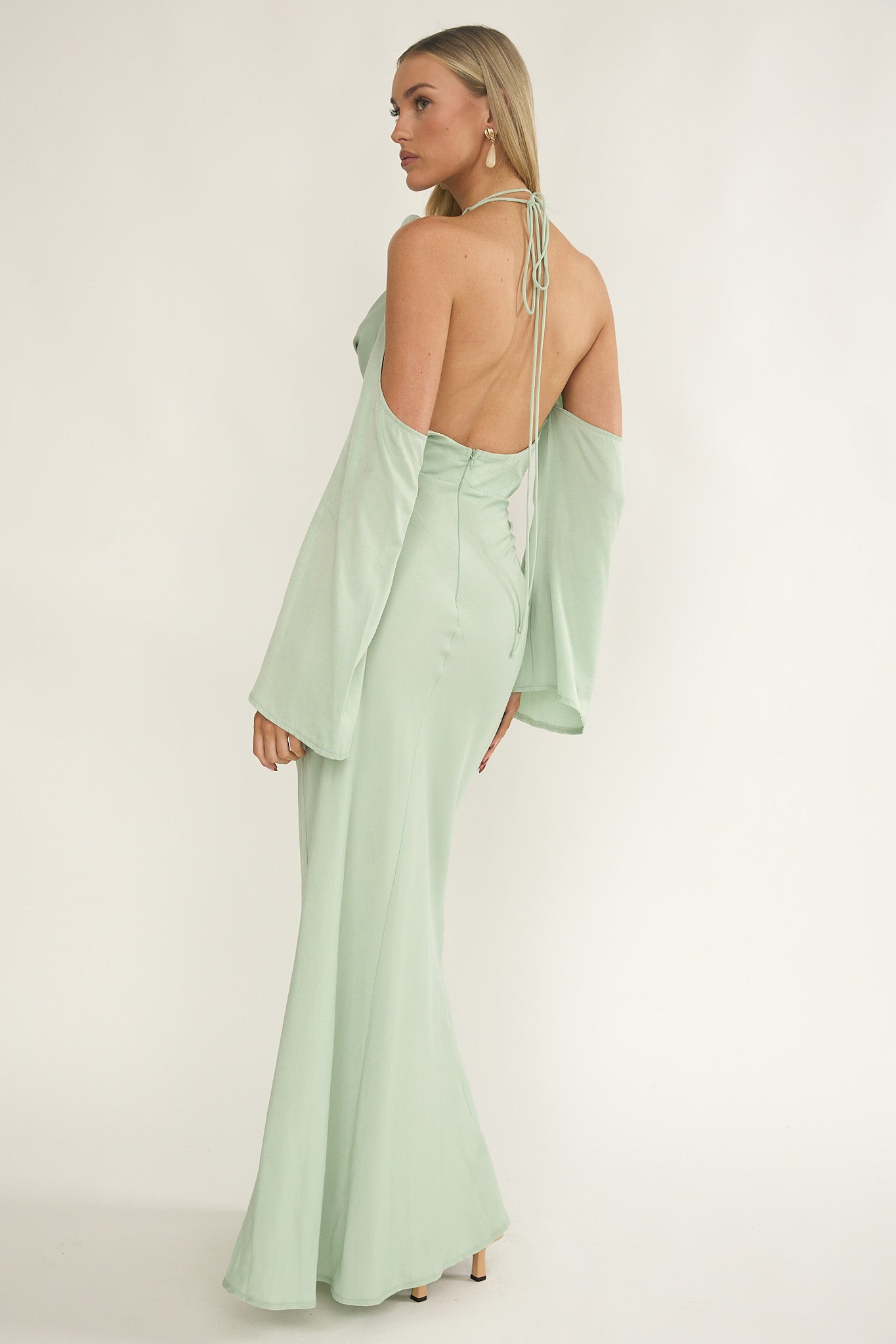 cold shoulder maxi dress Long with Bell Sleeves by Poly USA 8300 S / Mauve and flattering fit Cold shoulder maxi dress 3