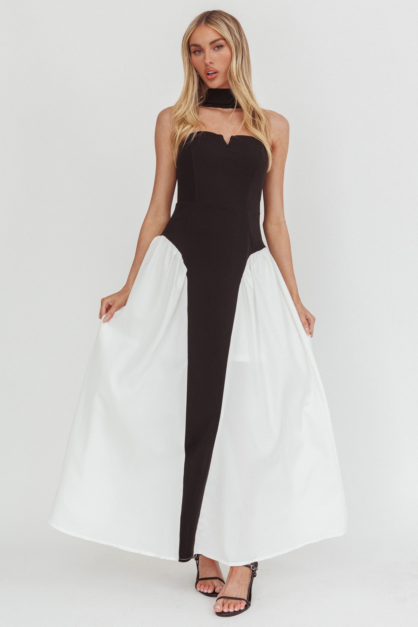 Lennix Strapless Scarf Maxi Dress Black/White