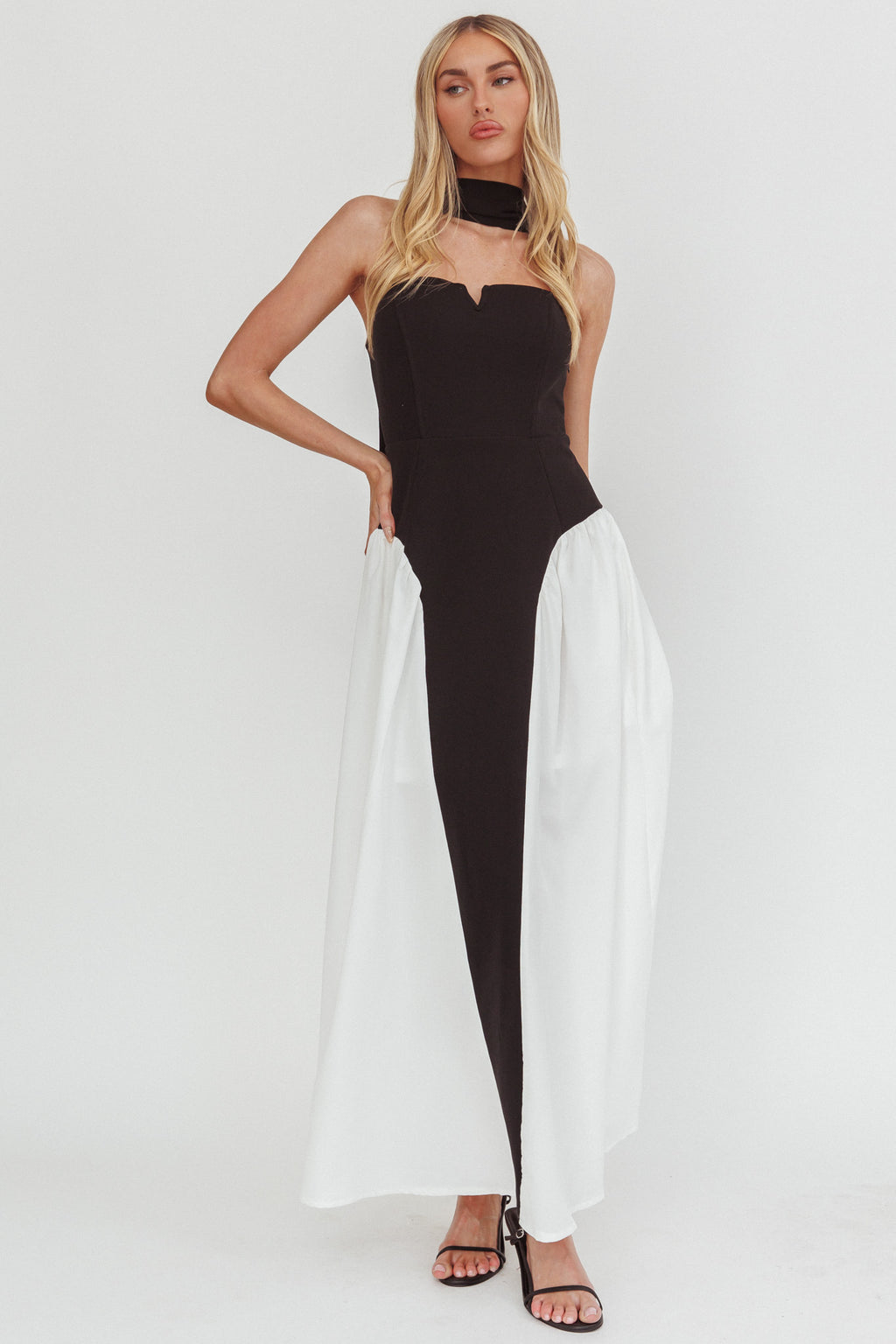 Lennix Strapless Scarf  Maxi Dress Black/White by Selfie Leslie