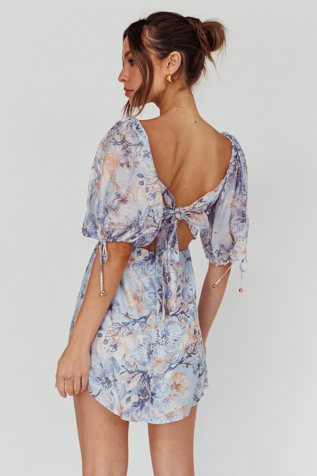 Addicted To Love Pleated Bust Dress Floral Blue/Mocha by Selfie Leslie