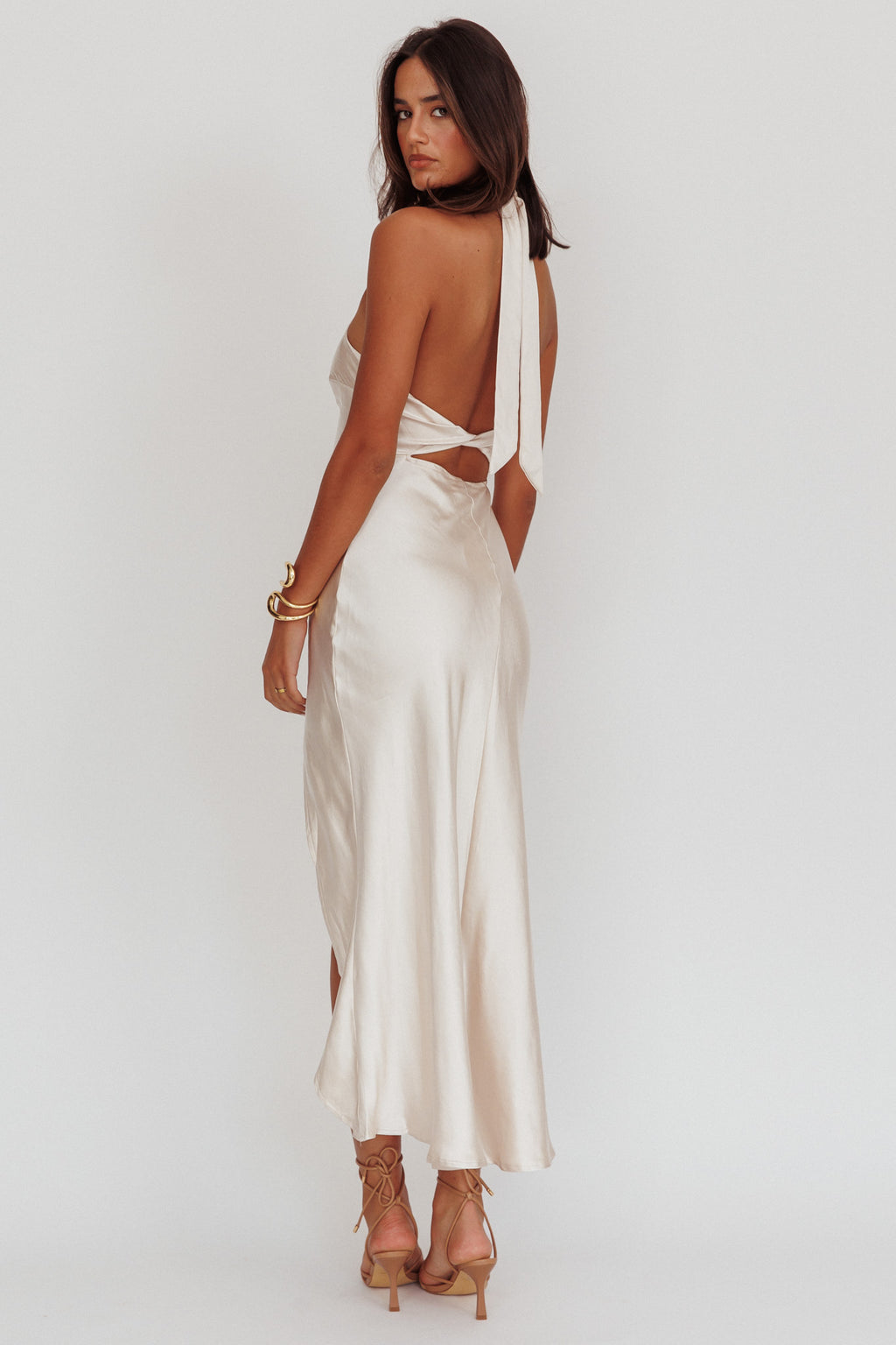 Sonoma Halterneck Twist Back Maxi Dress Champagne | Selfie Leslie Sonoma Halterneck Twist Back Maxi Dress Champagne | Selfie Leslie