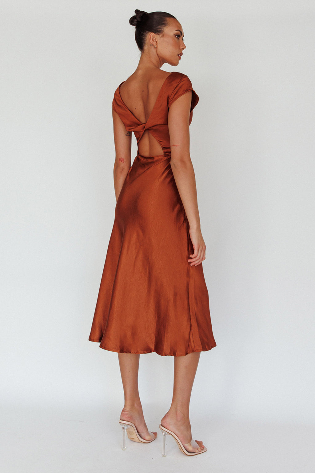 Lucinda Twist Back Midi Dress Brown by Selfie Leslie