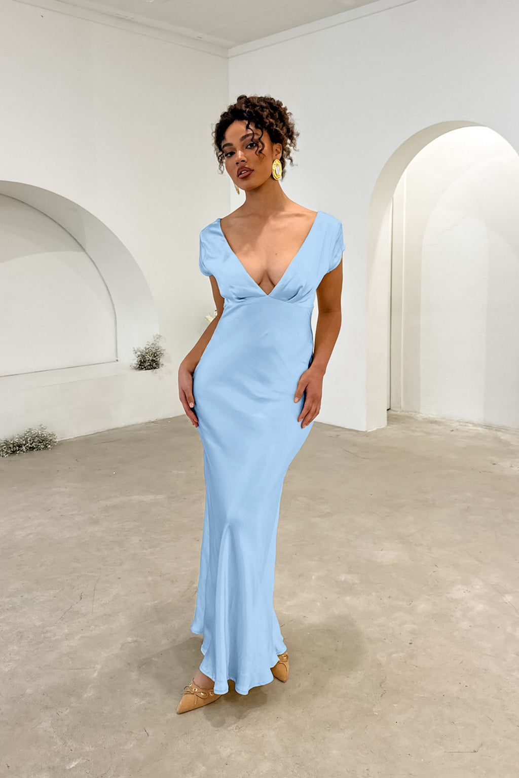 Lucinda V-Neck Twist Back Midi Dress Blue by Selfie Leslie