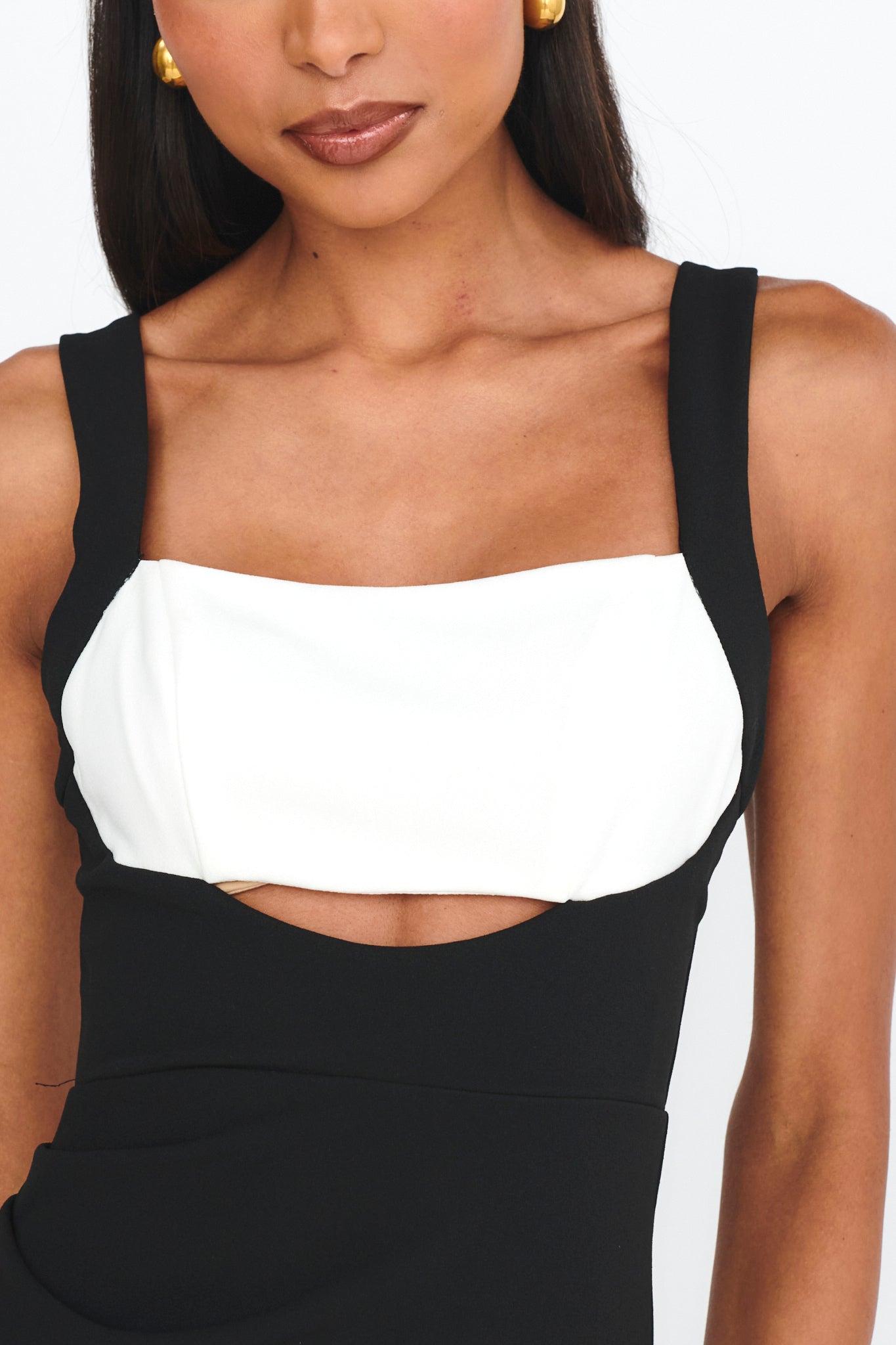 Move Maker Cut-Out Midi Dress Black by Selfie Leslie