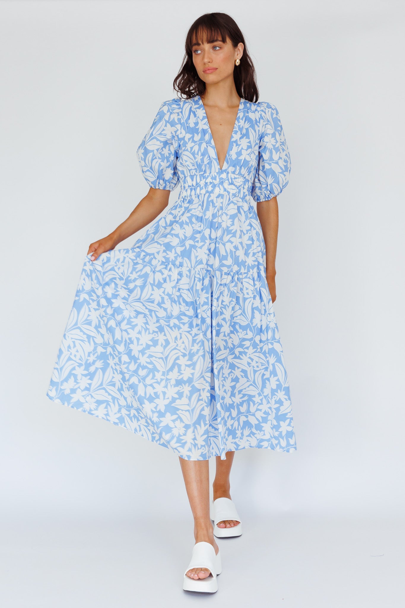 Summer Land V-Neckline Midi Dress Floral Blue by Selfie Leslie
