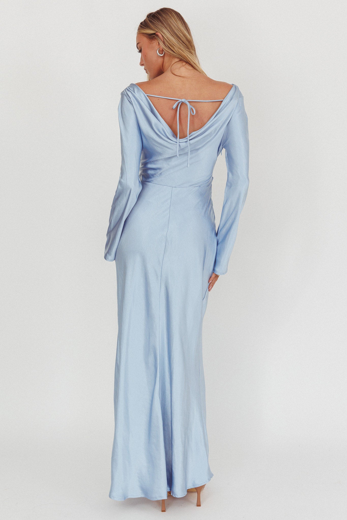 Loveland Long Sleeve Cowl Back Maxi Dress Blue | Selfie Leslie