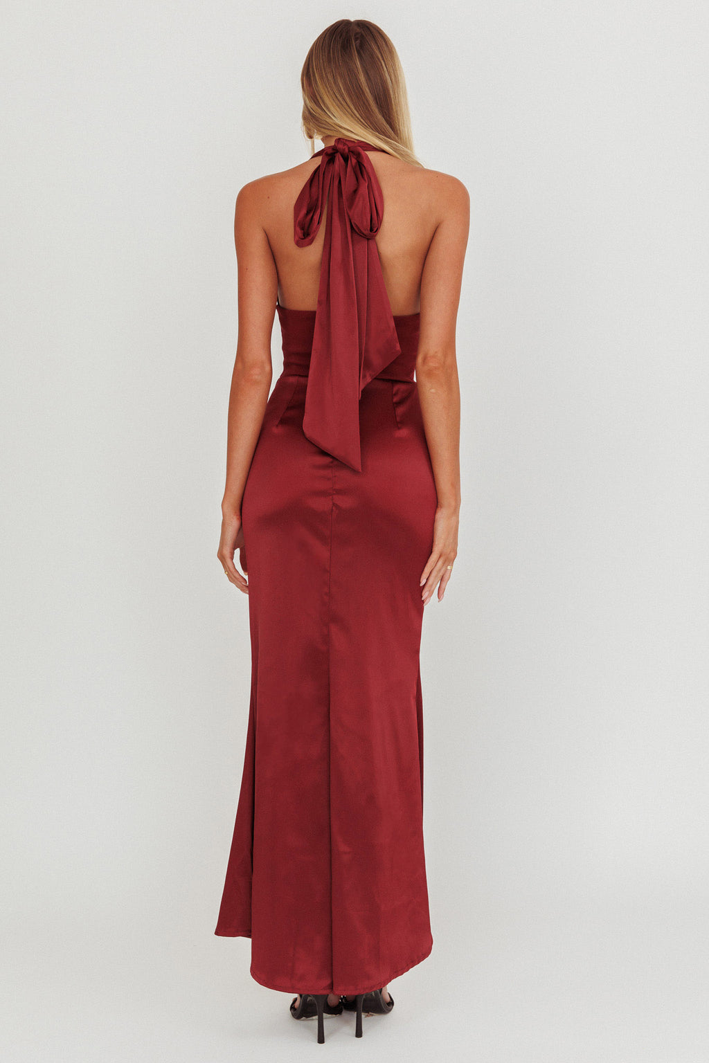 Italia Azure Pleat Bodice Halterneck Maxi Dress Wine by Selfie Leslie