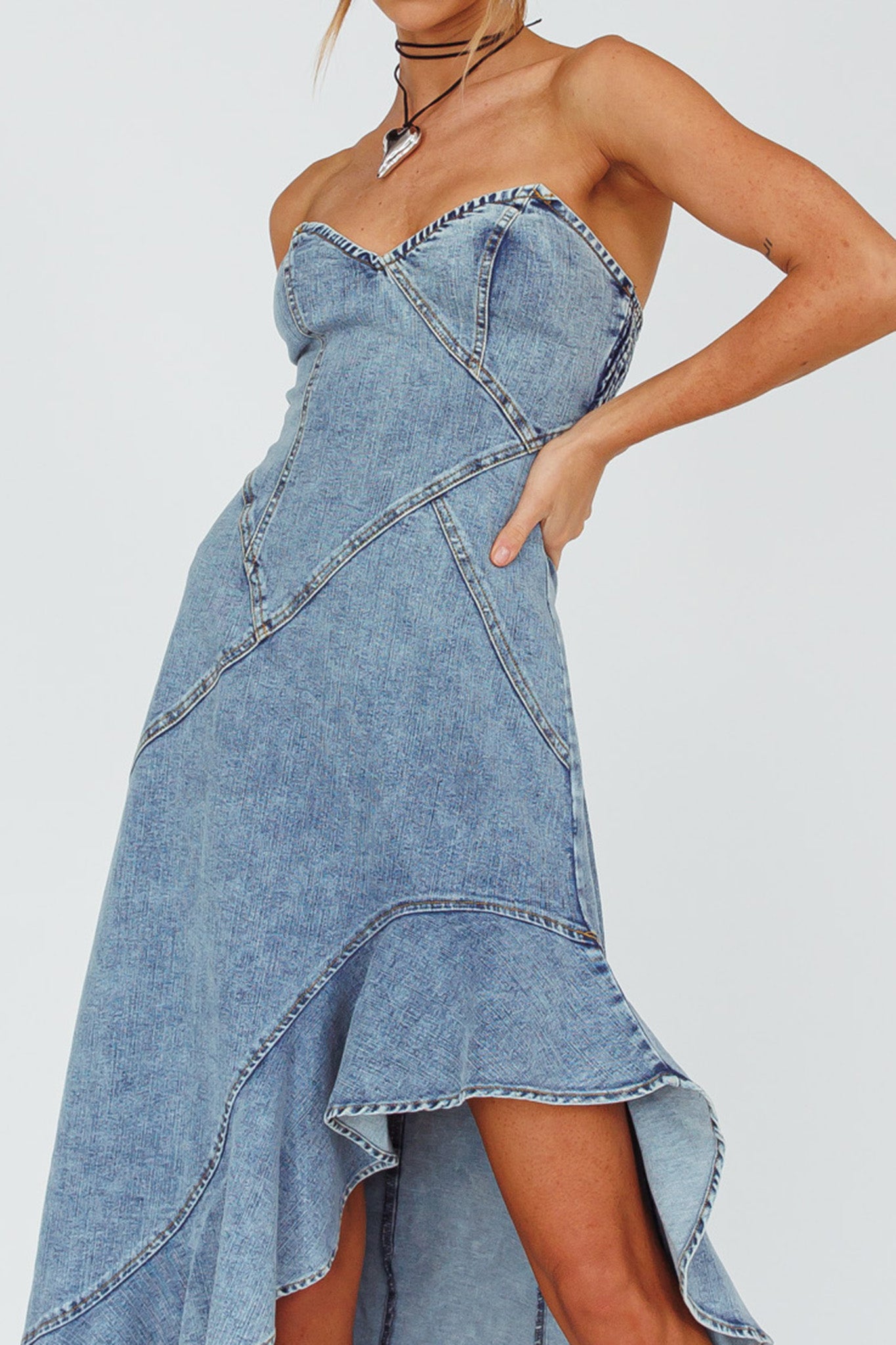 Moon Sweetheart Neckline Ruffle Midi Dress Denim Selfie Leslie Moon Sweetheart Neckline Ruffle Midi Dress Denim Selfie Leslie