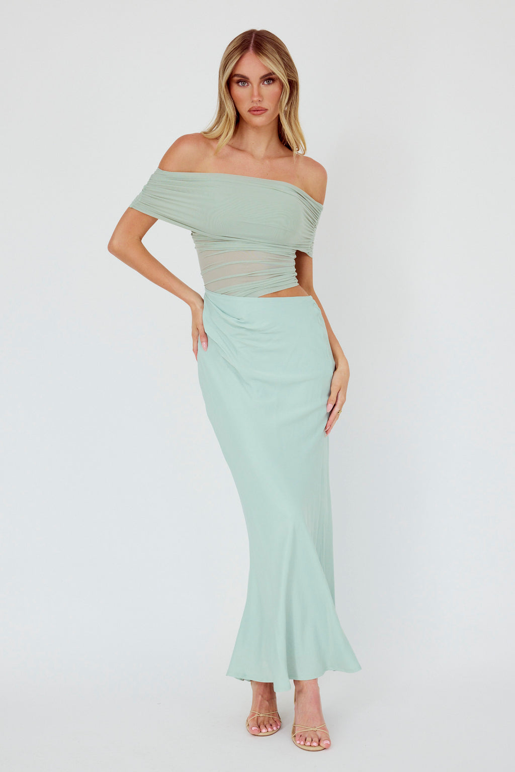 Lorely Off-Shoulder Midi Dress Sage - M