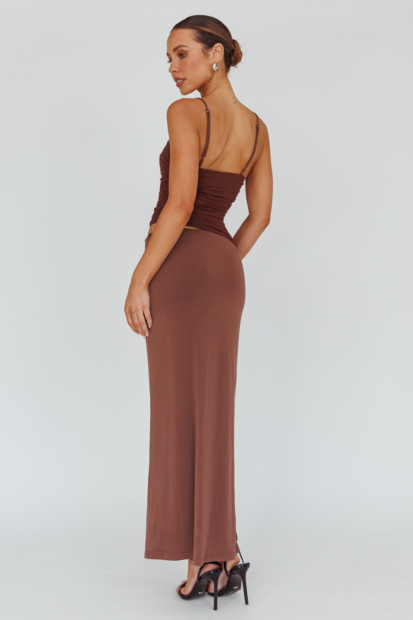 Lorely Ruched Bodice Midi Dress Brown - XS Lorely Ruched Bodice Midi Dress Brown - XS