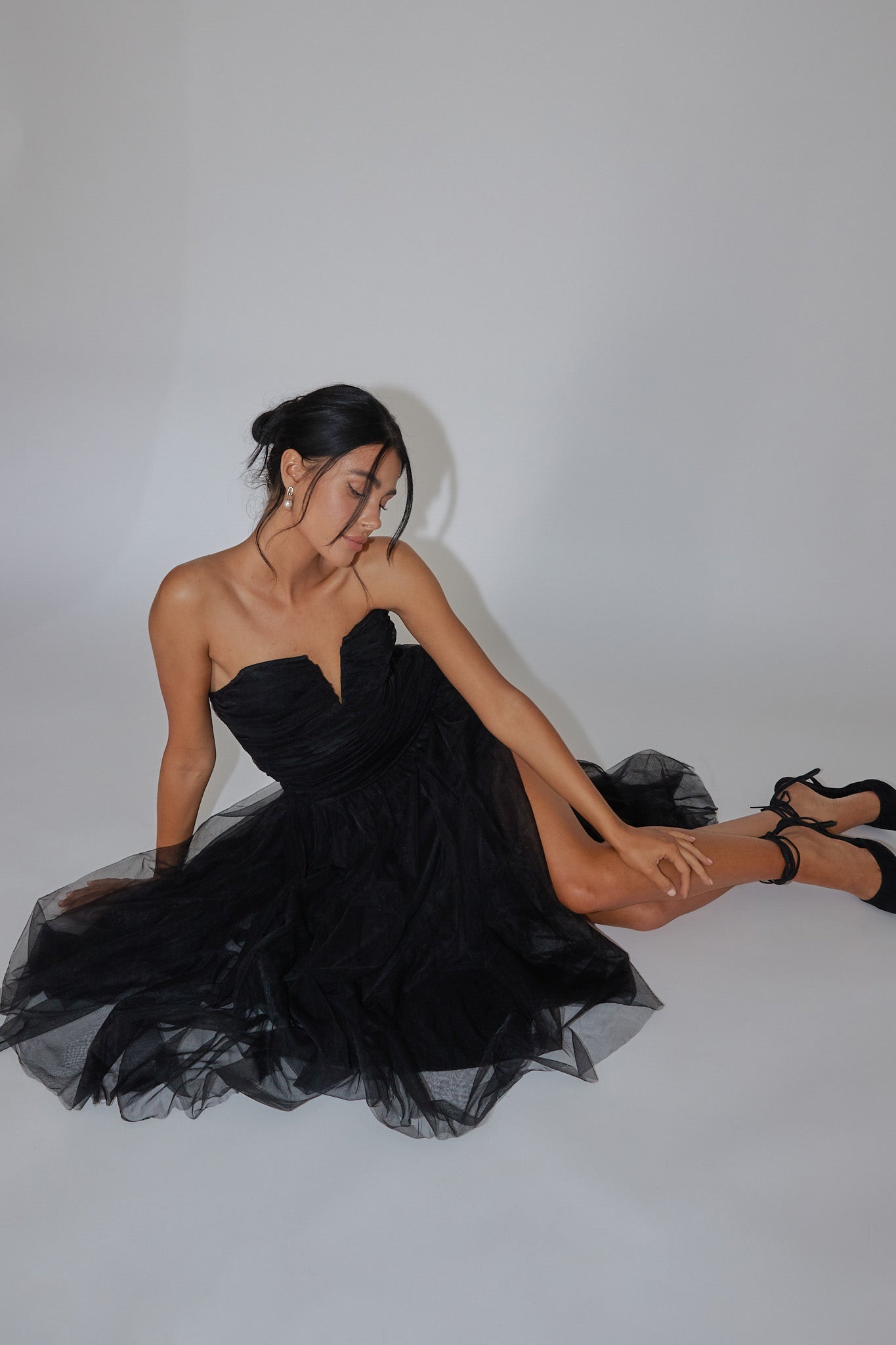 Shop the Daphnie Drop Waist Tulle Midi Dress Black | Selfie Leslie