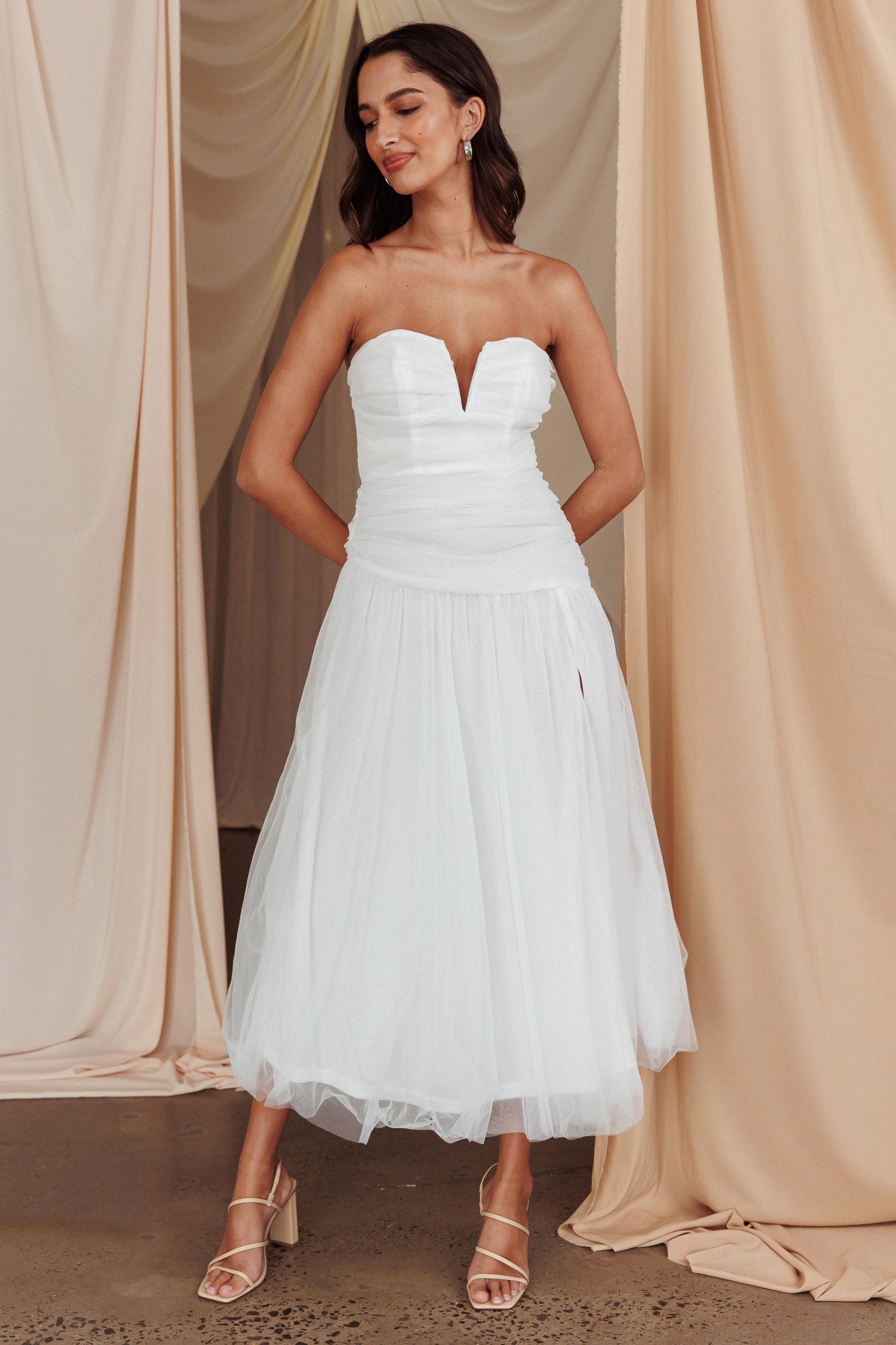 Daphnie Drop Waist Tulle Midi Dress White– Selfie Leslie
