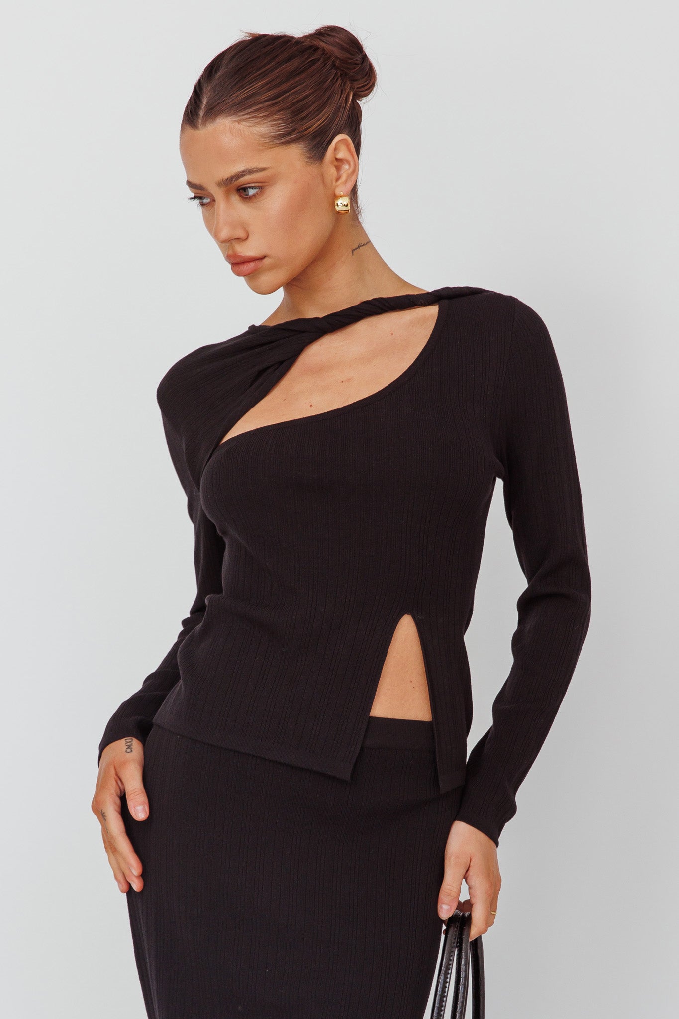 Rossana Twist Neck Keyhole Top Black by Selfie Leslie