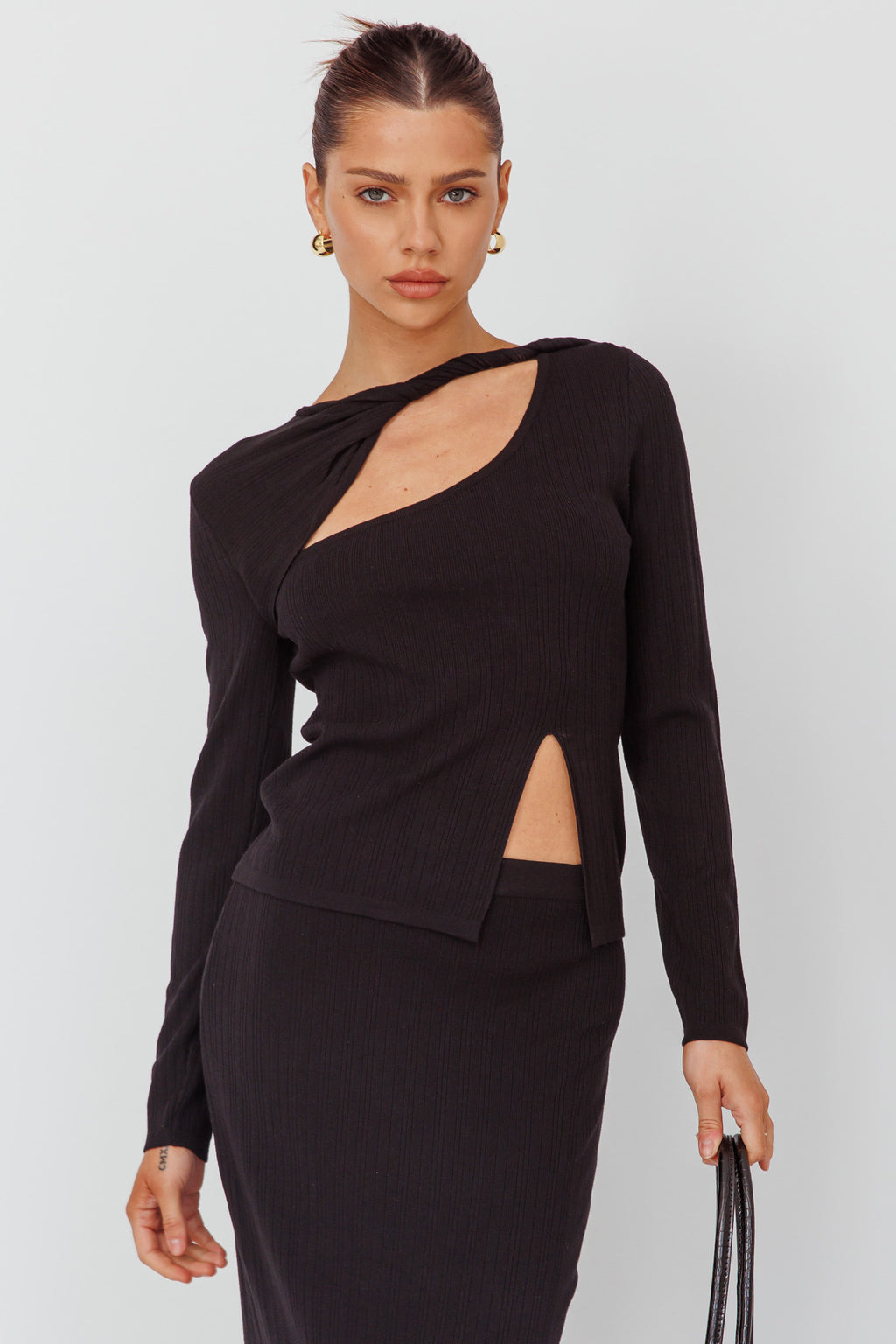 Rossana Twist Neck Keyhole Top Black by Selfie Leslie
