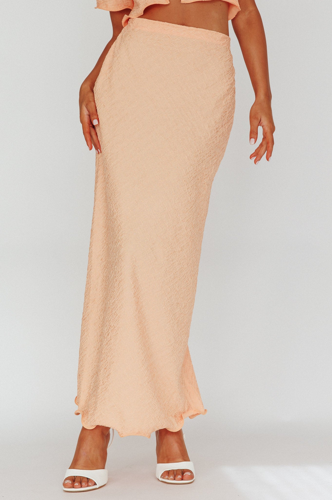 Roman Midi Skirt Textured Melon by Selfie Leslie