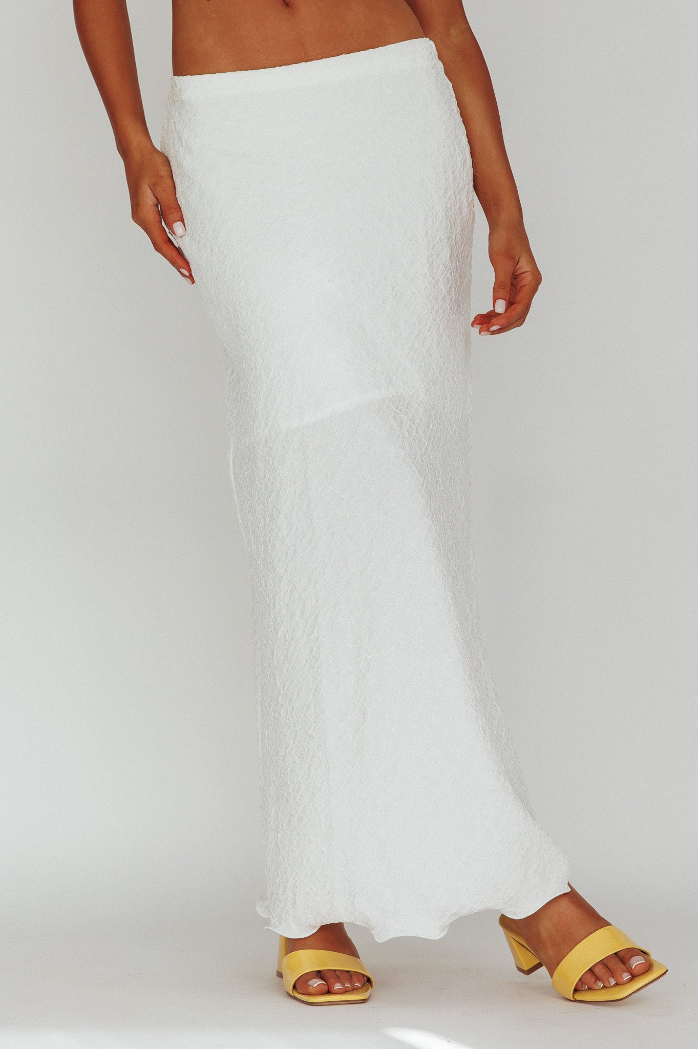 Roman Midi Skirt Textured White by Selfie Leslie