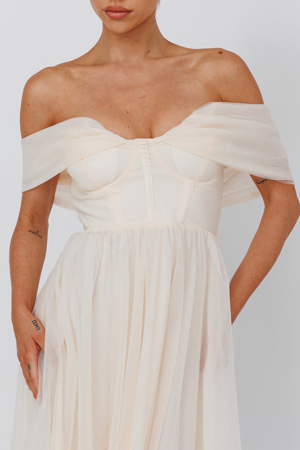 Dreamers & Lovers Off-Shoulder Maxi Dress Vanilla by Selfie Leslie
