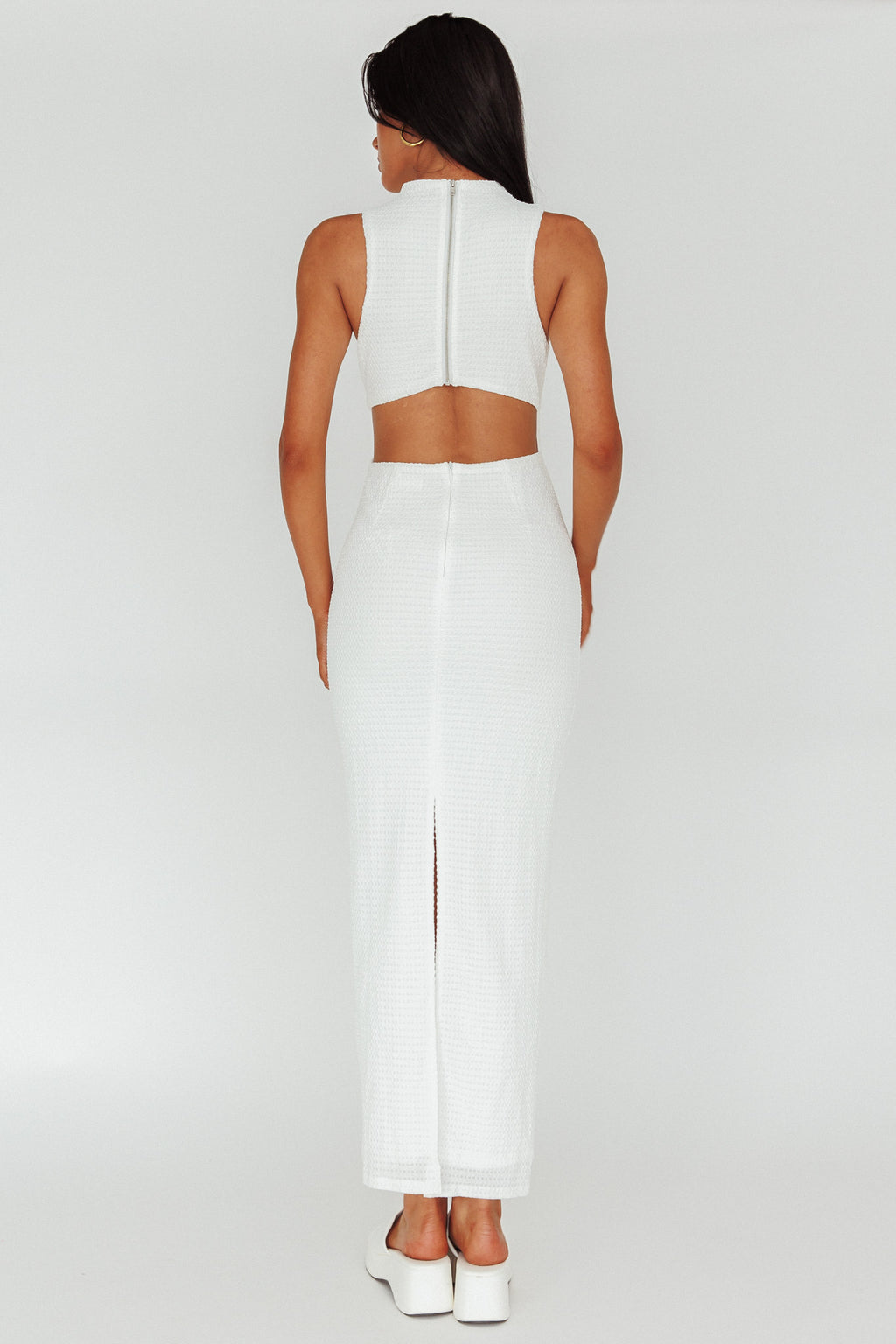 Yindi Sleeveless Cut-Out Waist Maxi Dress White by Selfie Leslie