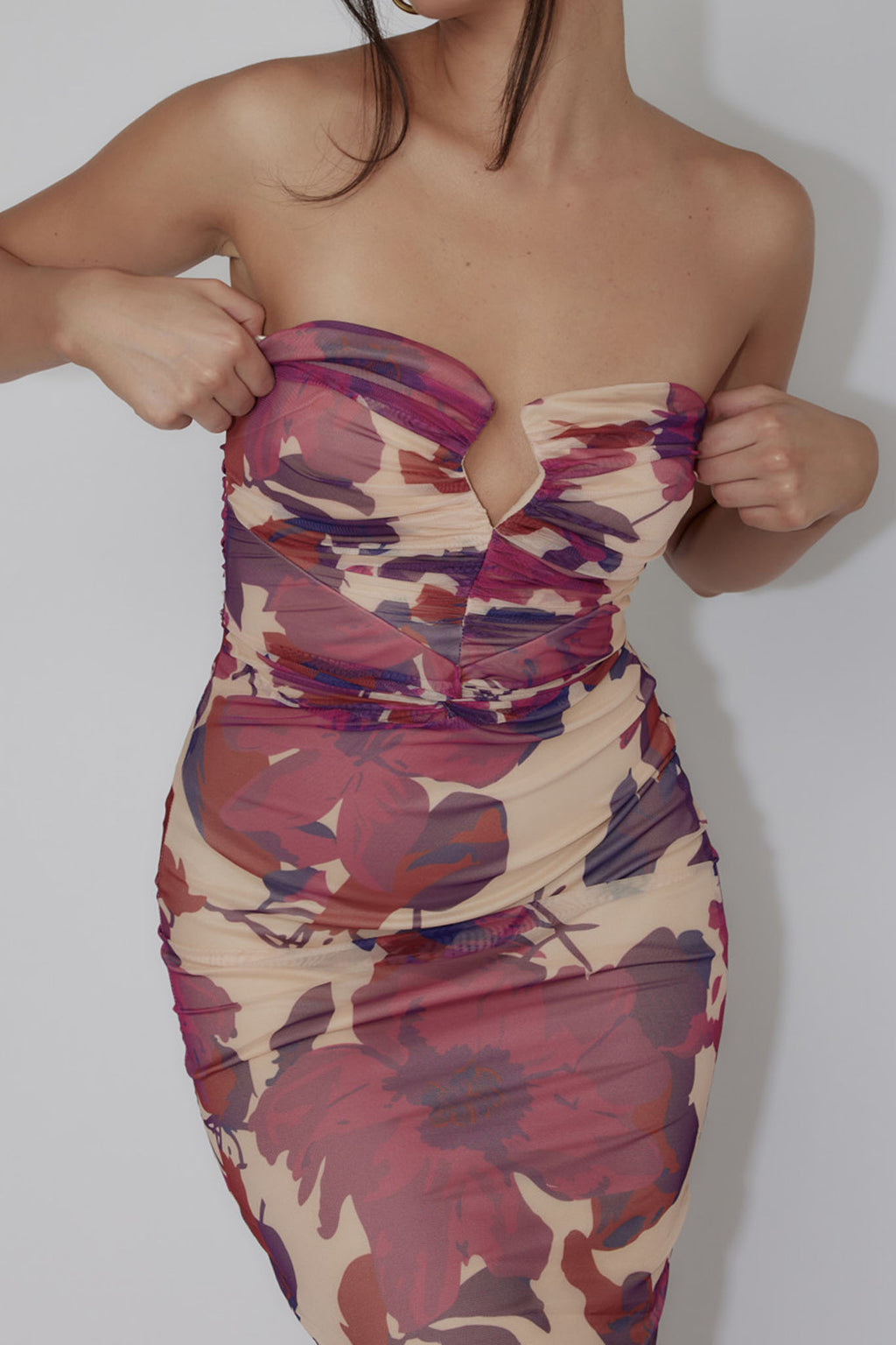Lahita Strapless Midi Dress Floral Plum by Selfie Leslie