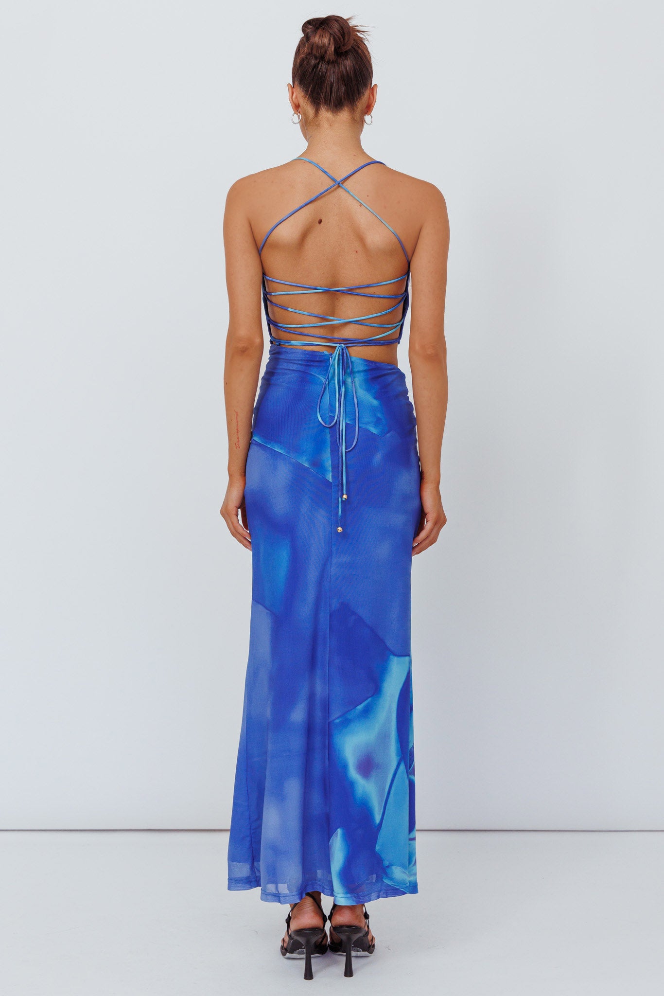 Alejandre Cut-Out Tied Maxi Dress Print Blue by Selfie Leslie