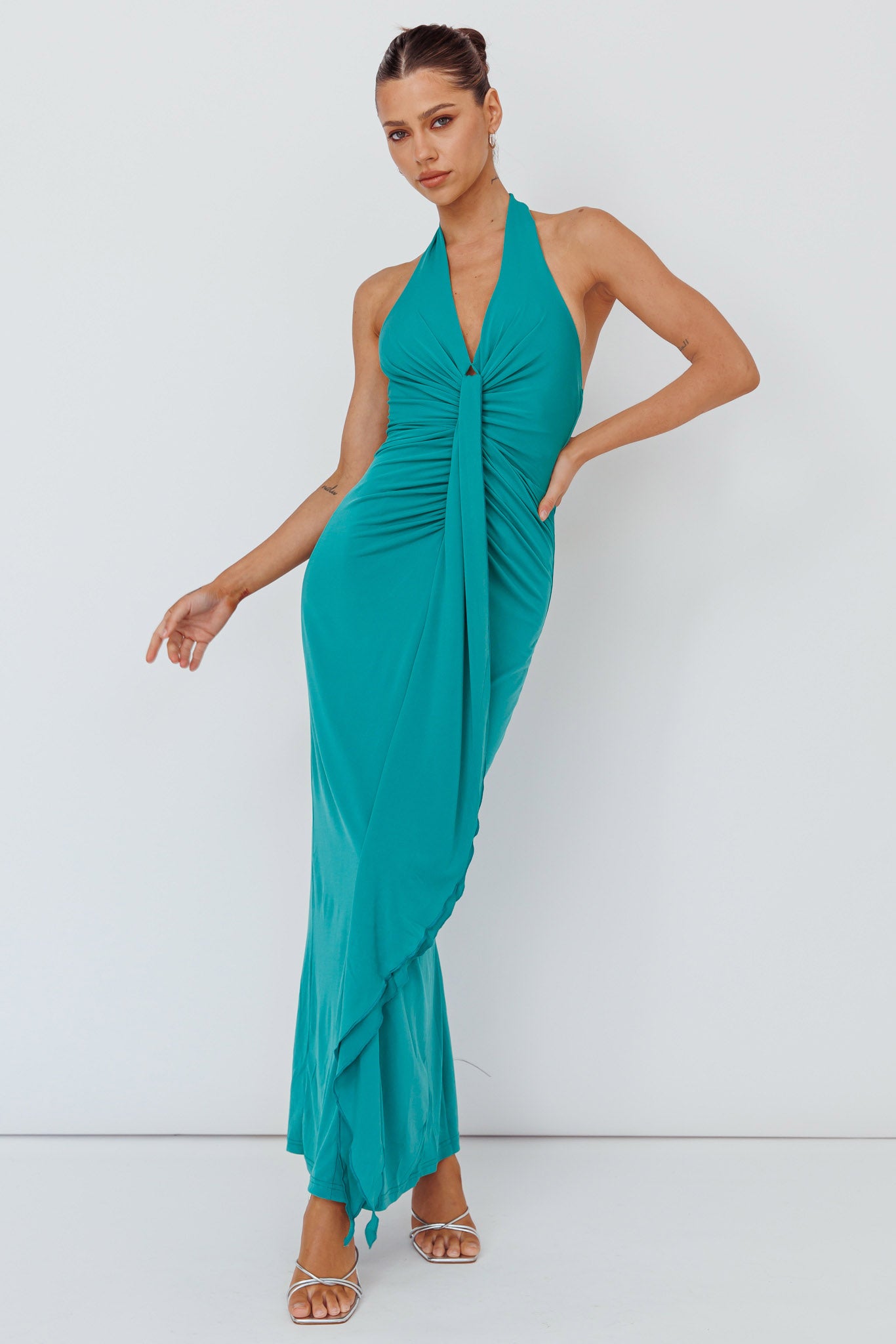 ray of light ruched halterneck maxi dress Dream girl @kairocalvitto wears the 'Ray Of Light' Halterneck Maxi Tap to make it yours x #selfieleslie #maxidress #sundress #ootd