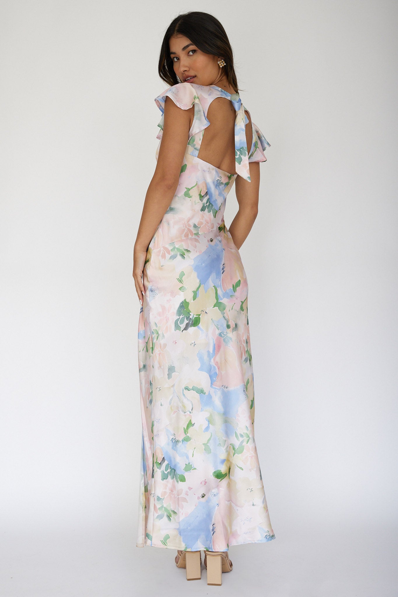 Jannet Keyhole Back Maxi Dress Floral Apricot by Selfie Leslie