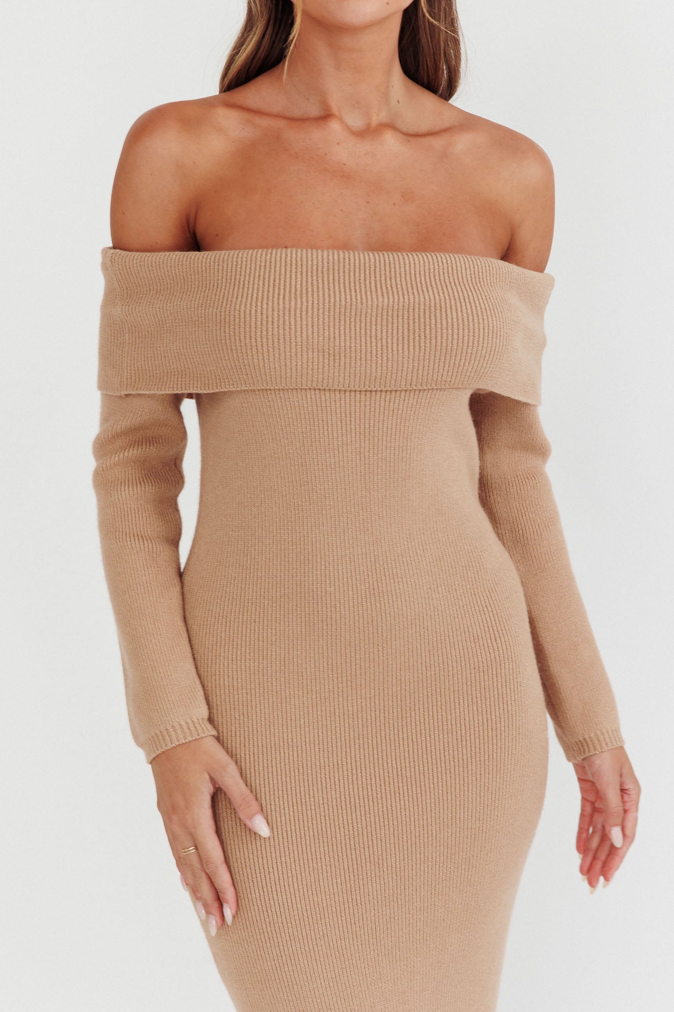 Winter Wonder Off-Shoulder Knit Maxi Dress Mocha | Selfie Leslie Winter Wonder Off-Shoulder Knit Maxi Dress Mocha | Selfie Leslie