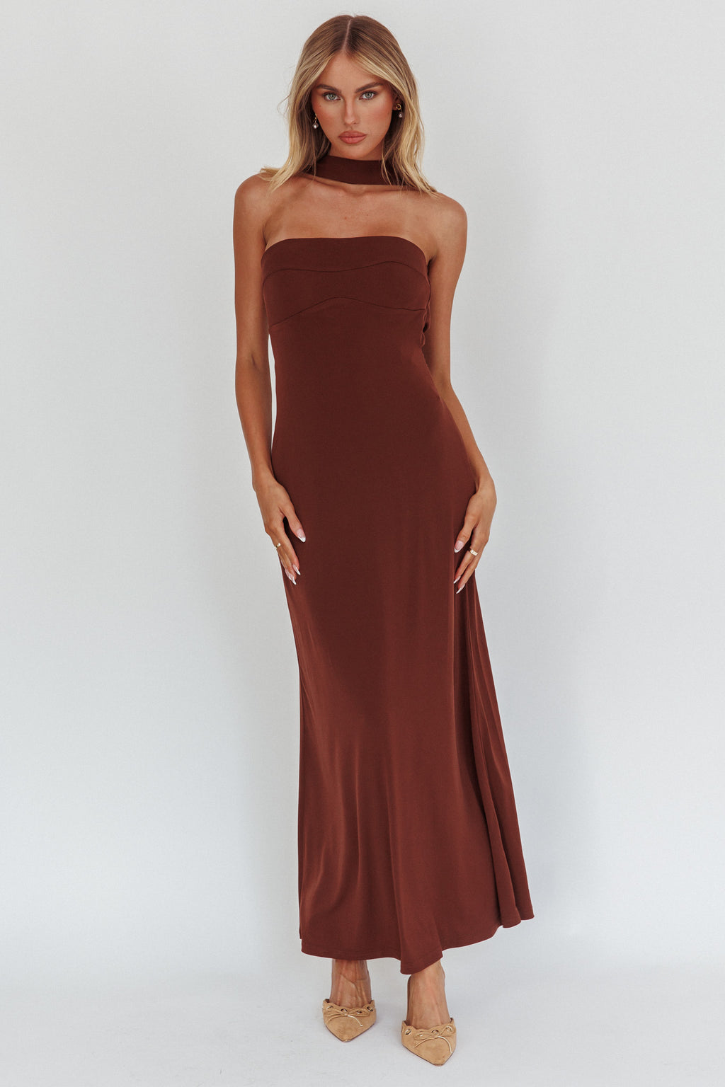 Damsel Reverse Halter Maxi Dress Chocolate - L Damsel Reverse Halter Maxi Dress Chocolate - L